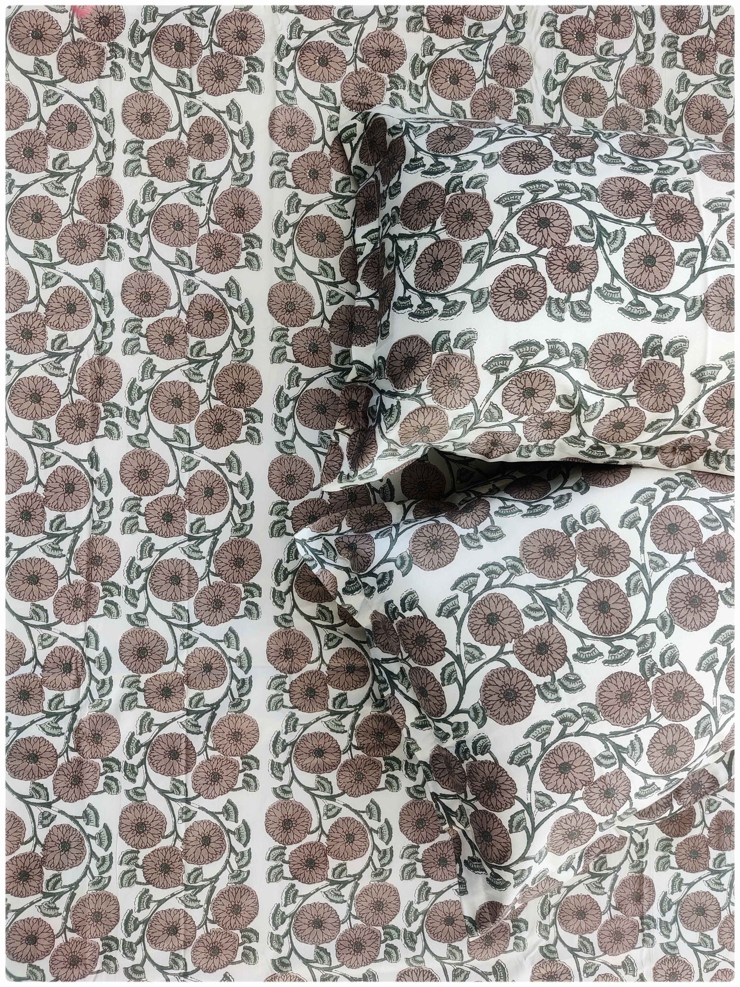 Decaso Florals - Brown
