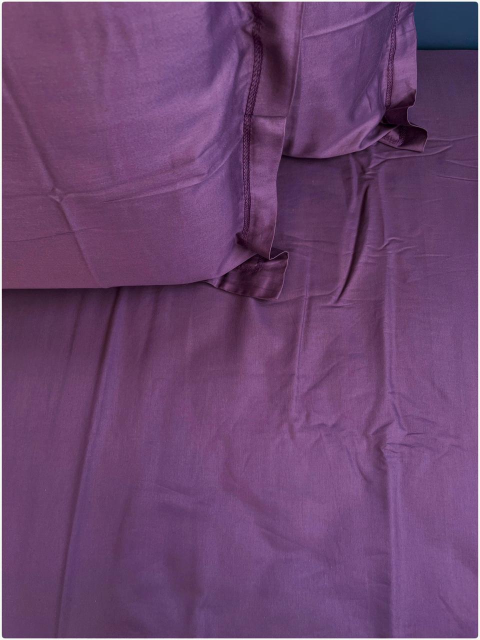 Decaso Solids Bedsheets - Plum