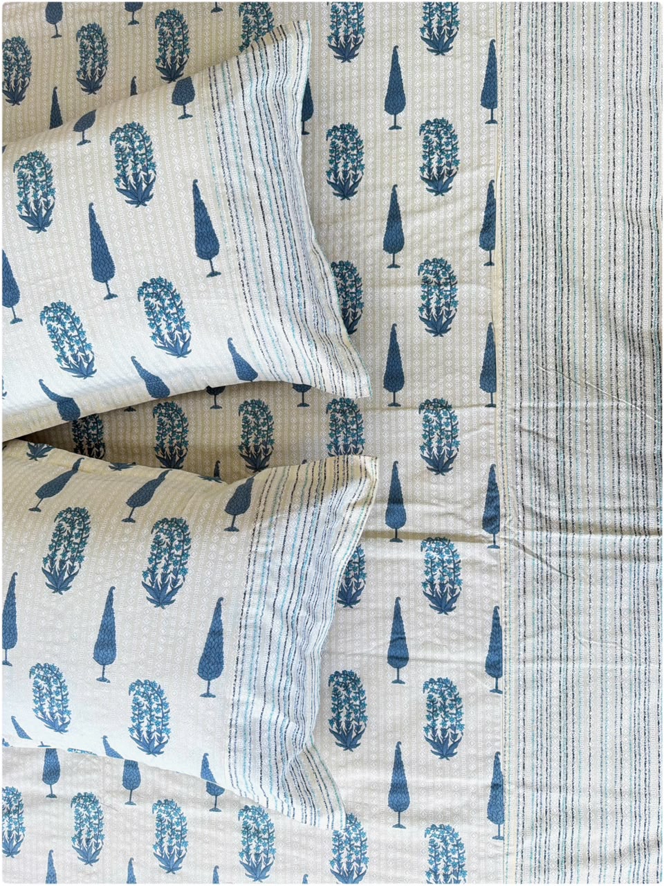 Ethnic Premium Super King Bedsheet - Cream & Blue