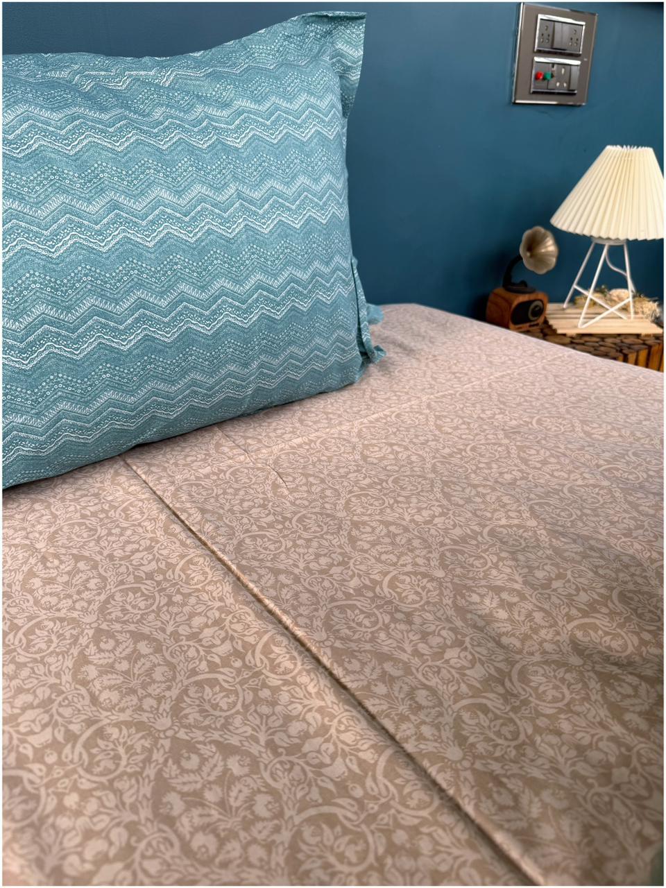 Decaso Ethnic - Beige & Turquoise