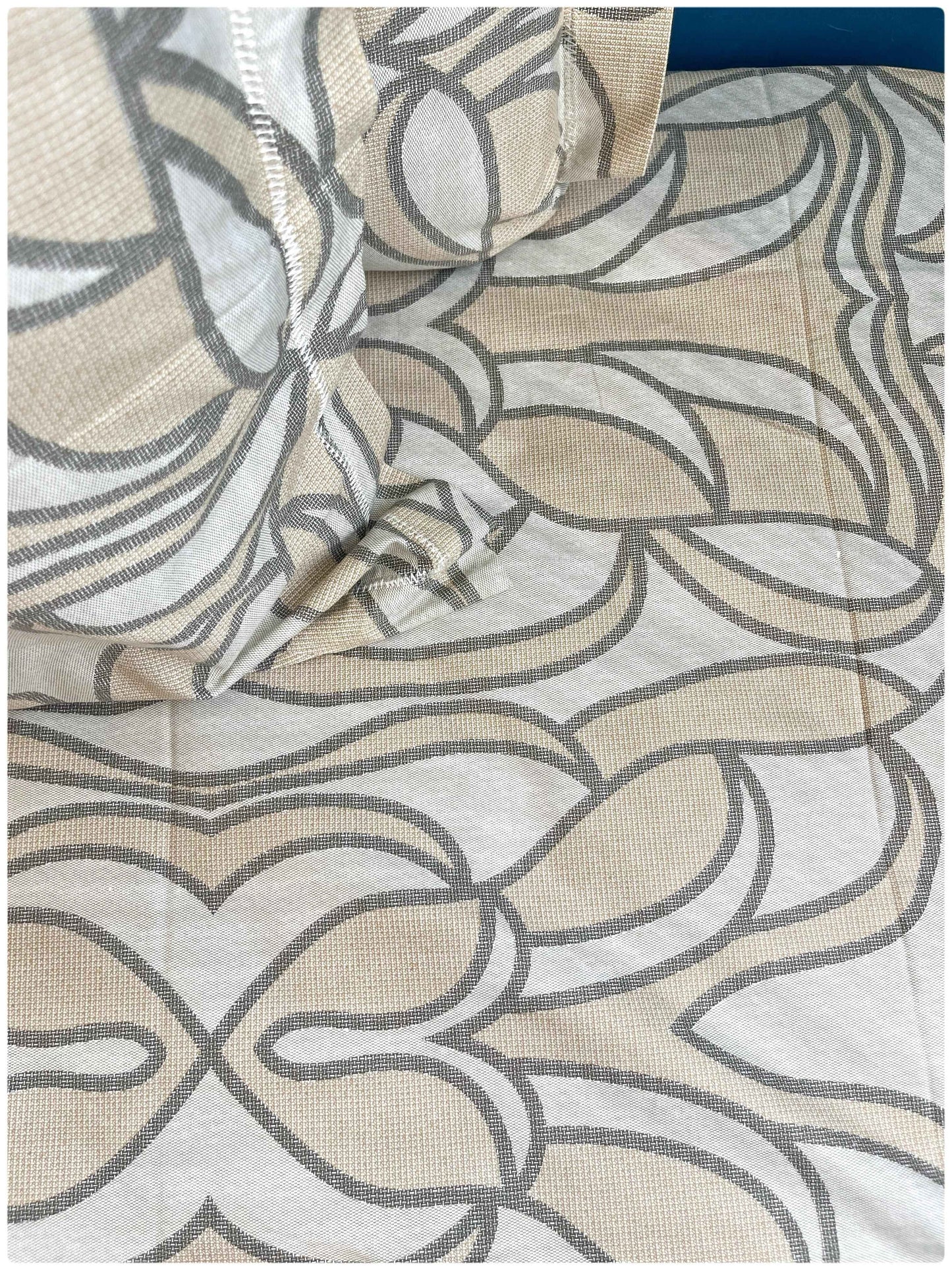 Abstract Beige Canvas – 180 TC Premium Bed Sheet