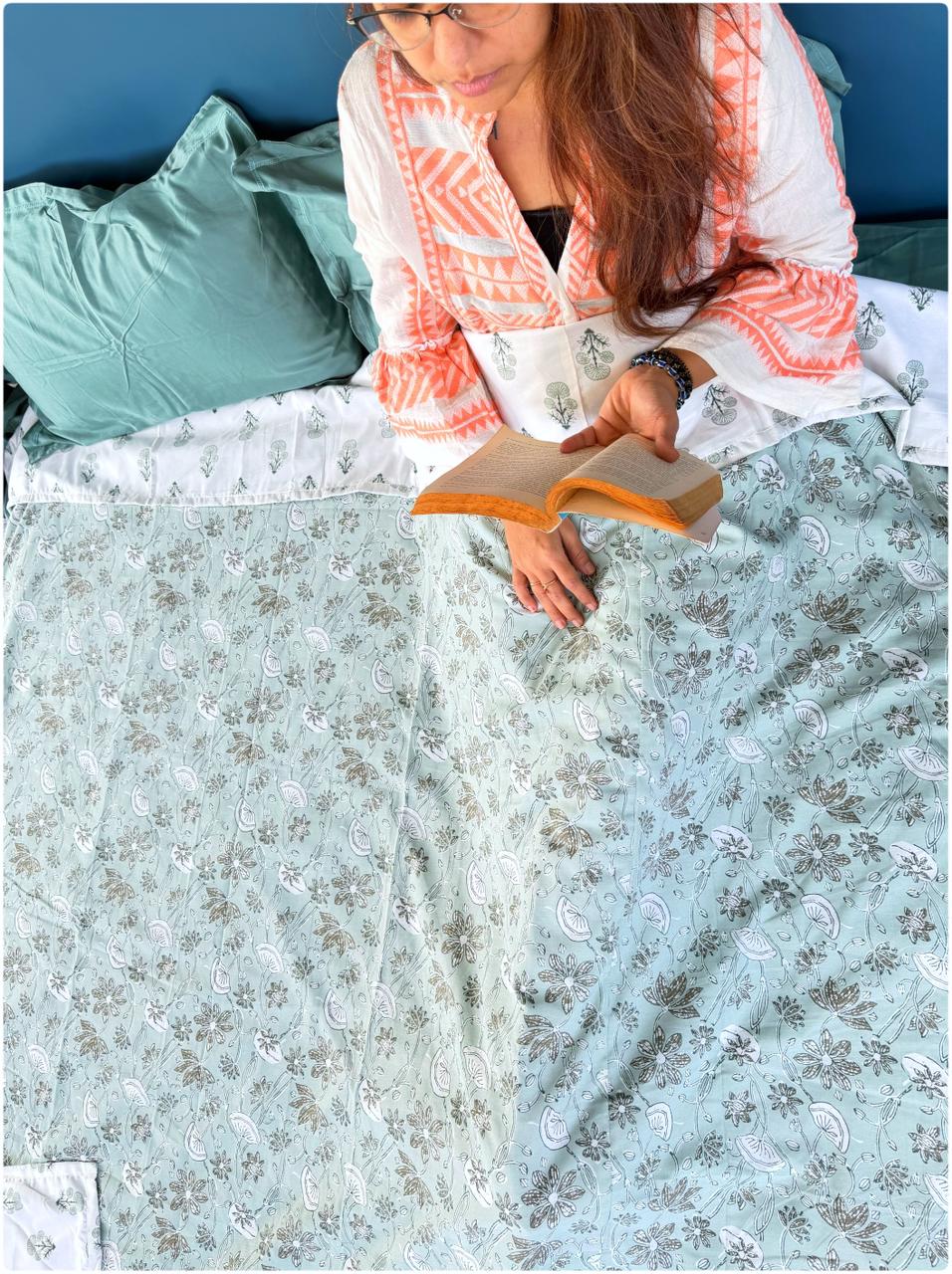 Decaso Dohars - Aero Blue & White