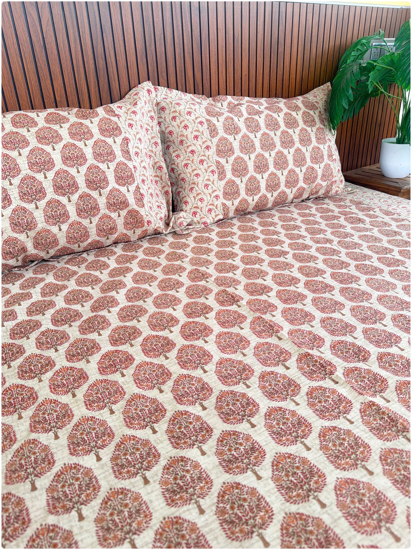 Ethnic Premium Queen Size Bedsheet - Beige & Maroon