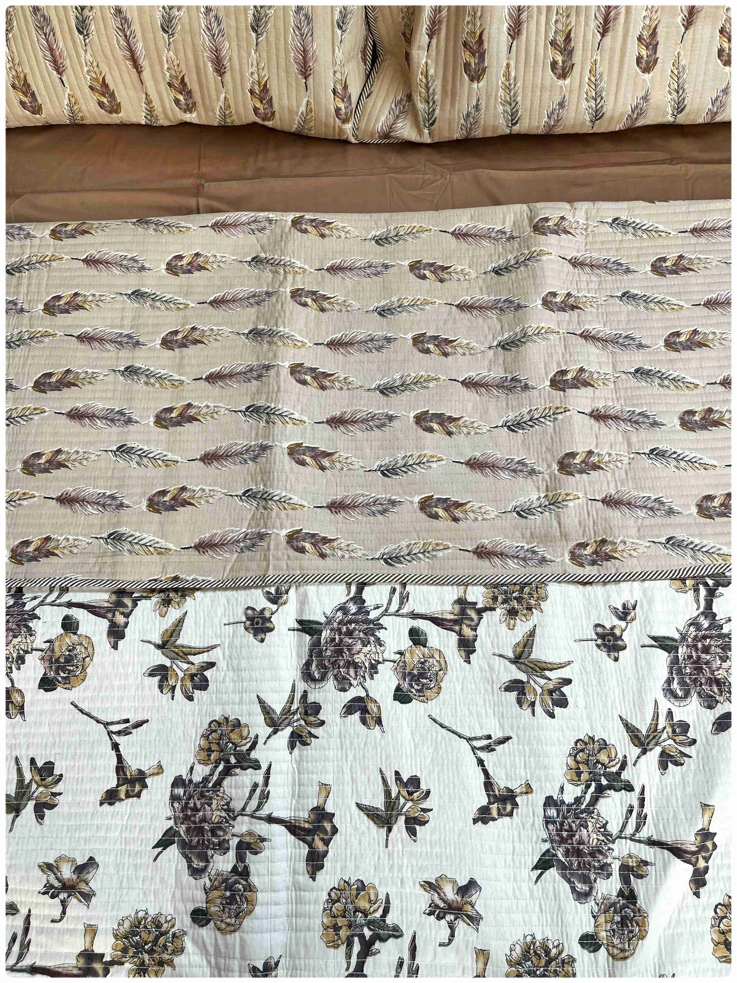Decaso Bedspreads - Brown