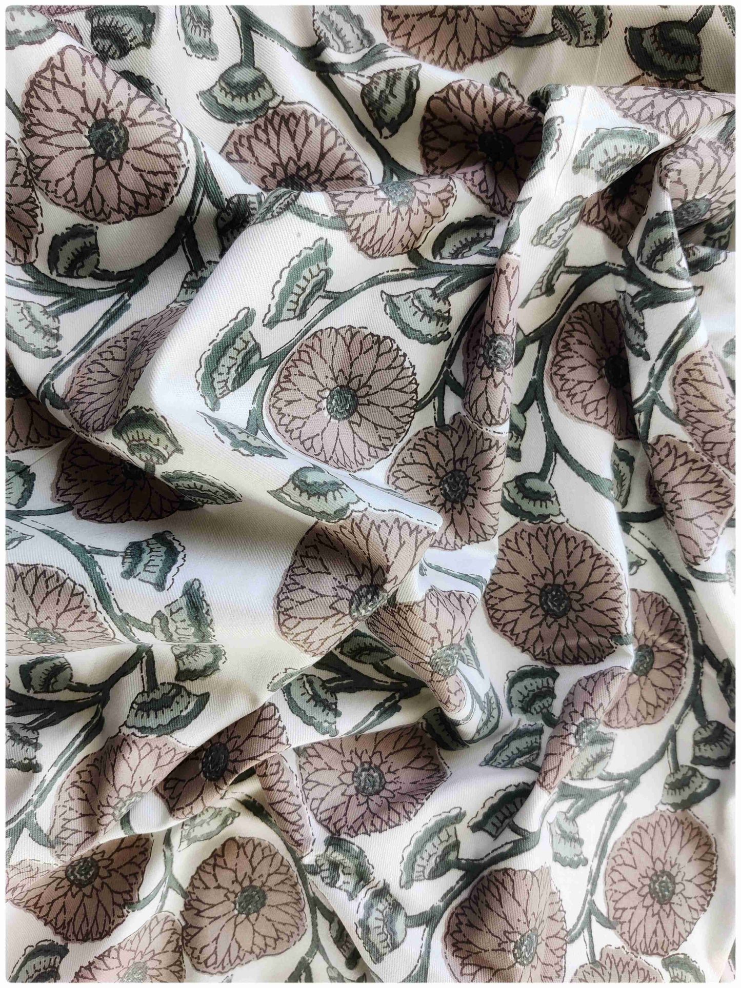 Decaso Florals - Brown
