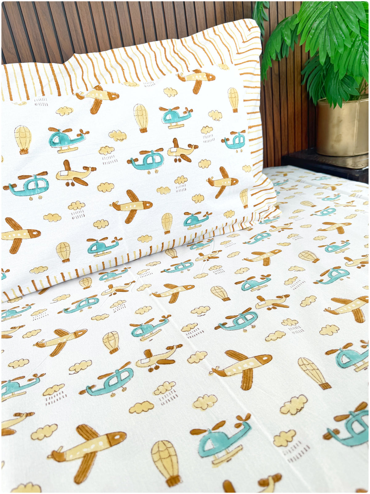 Aeroplanes OG Handblock Kiddoze Bedsheet