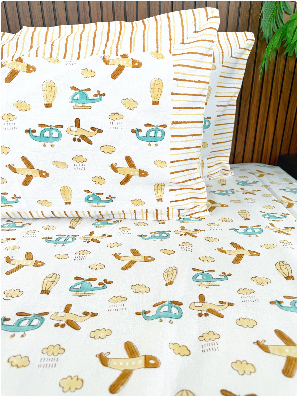 Aeroplanes OG Handblock Kiddoze Bedsheet