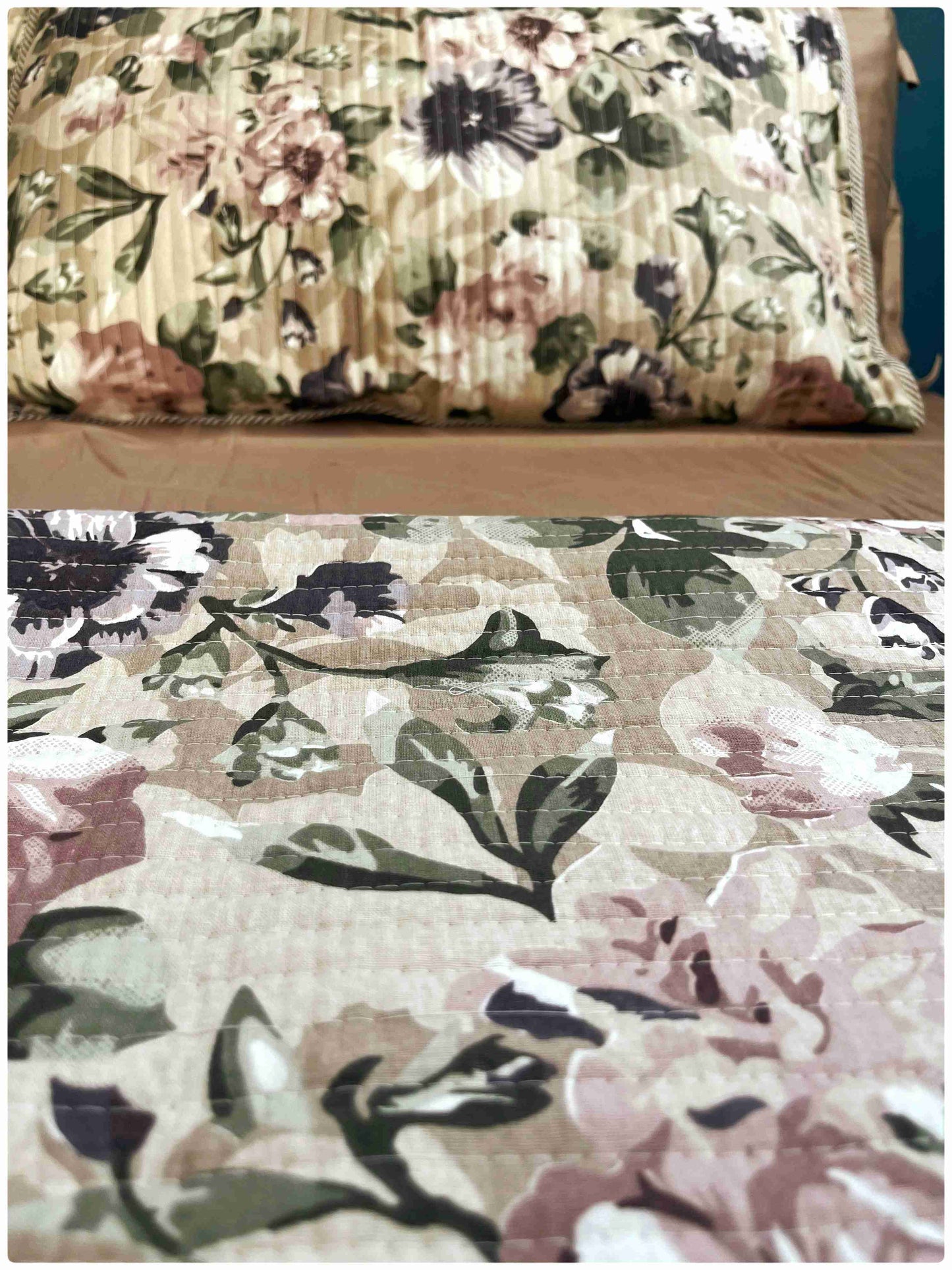 Decaso Bedspreads - Grey