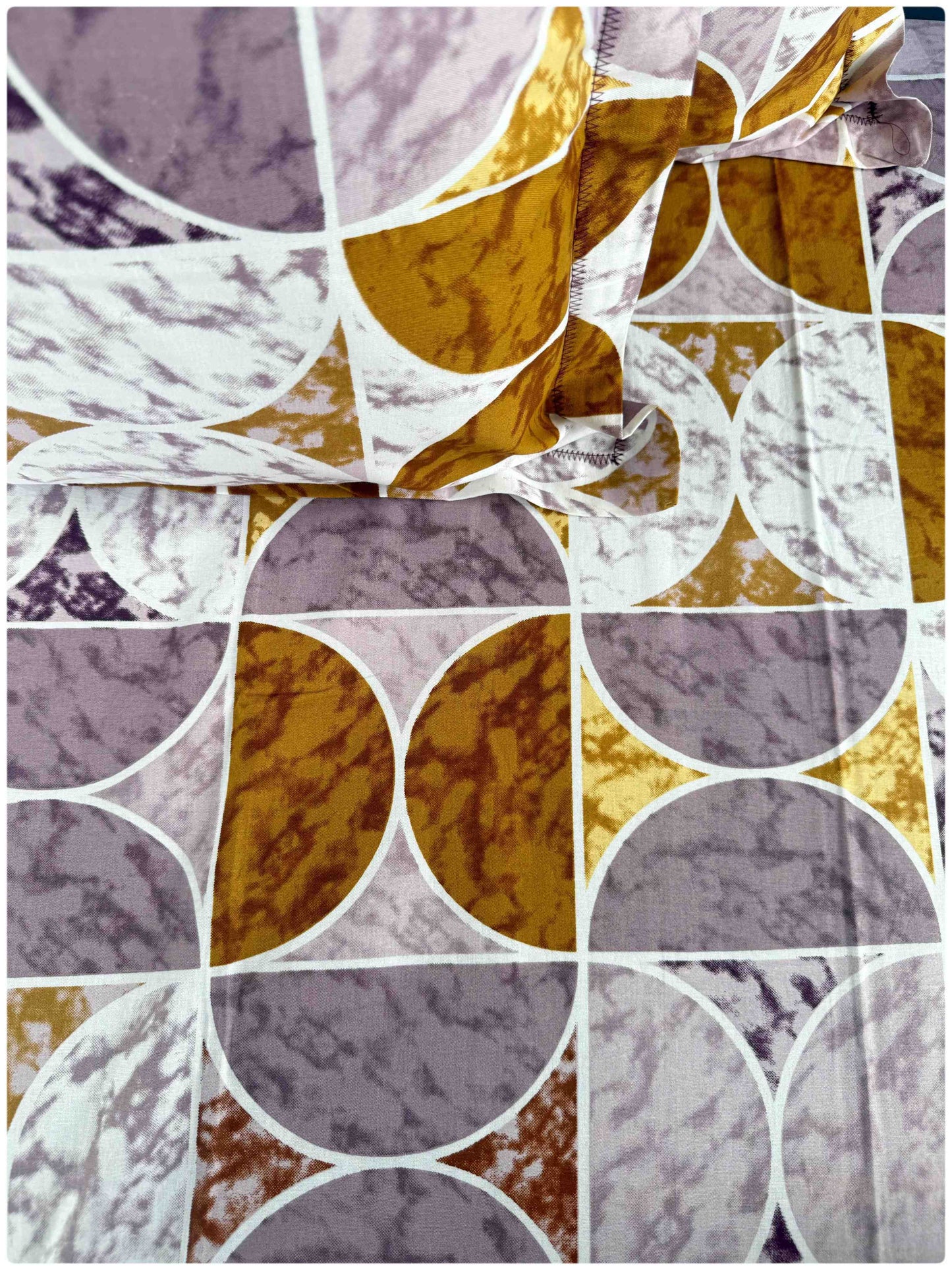 Decaso Semi - Lavender & Mustard