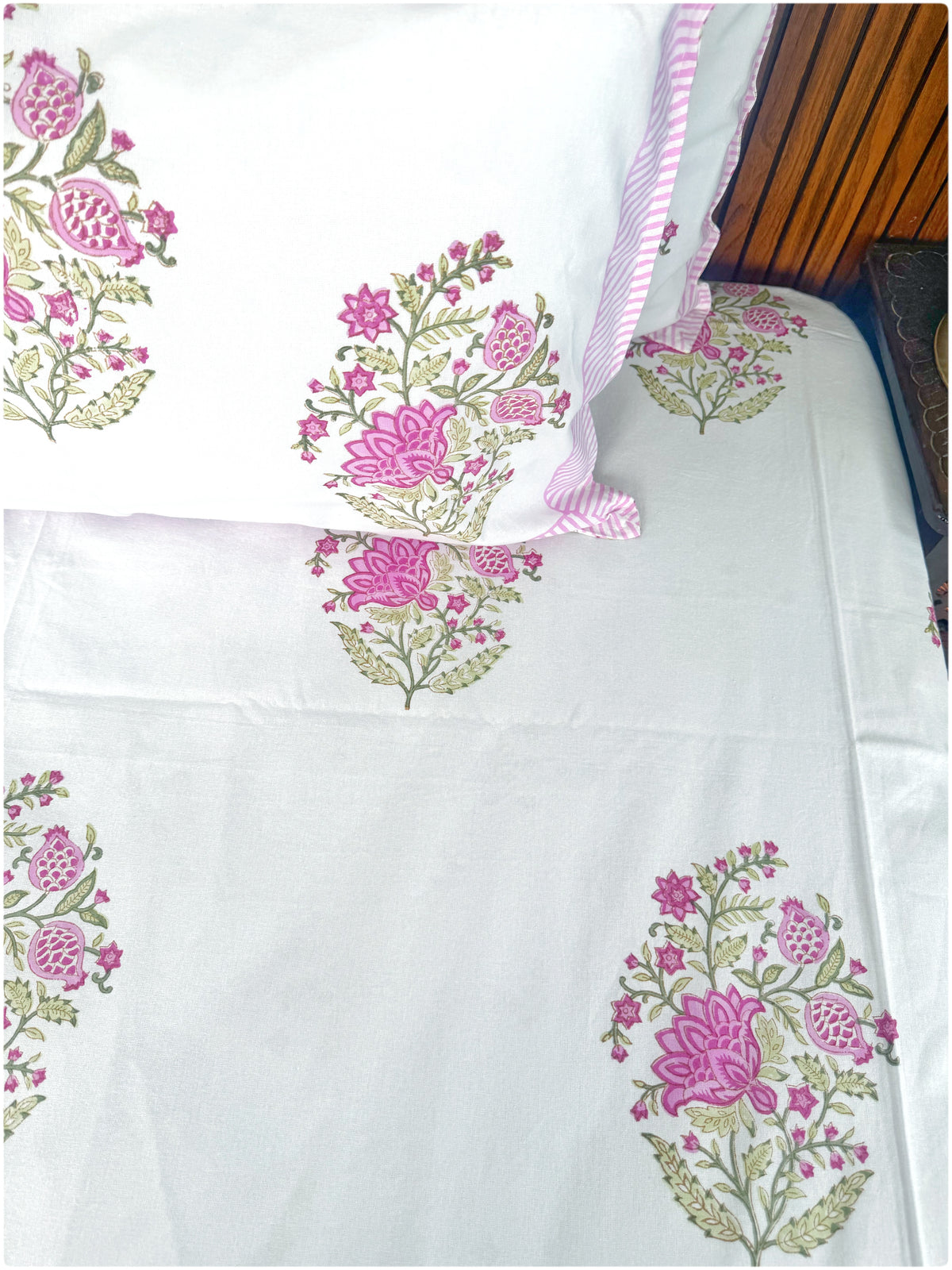 White & Pink OG Handblock Bedsheet