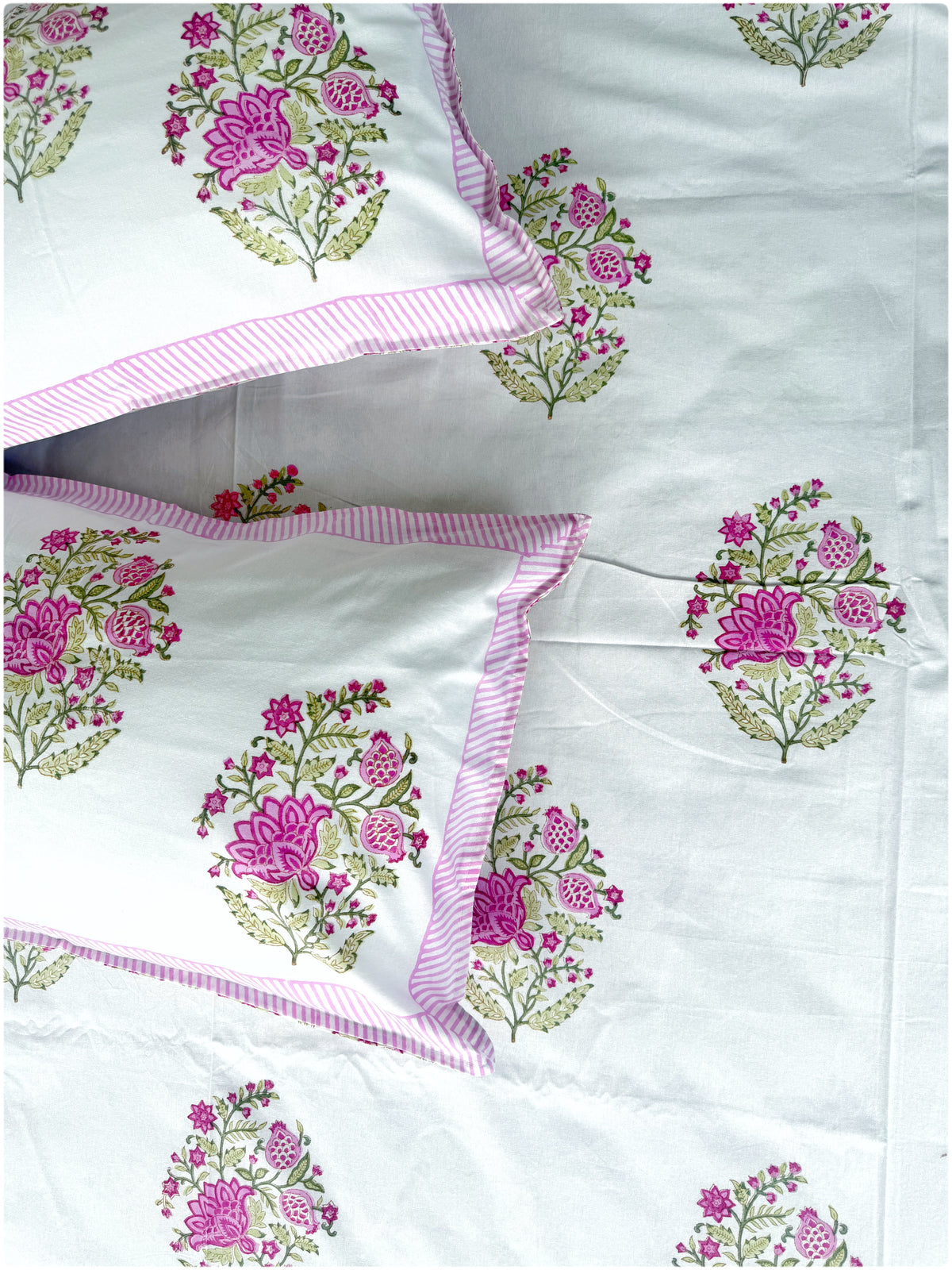 White & Pink OG Handblock Bedsheet