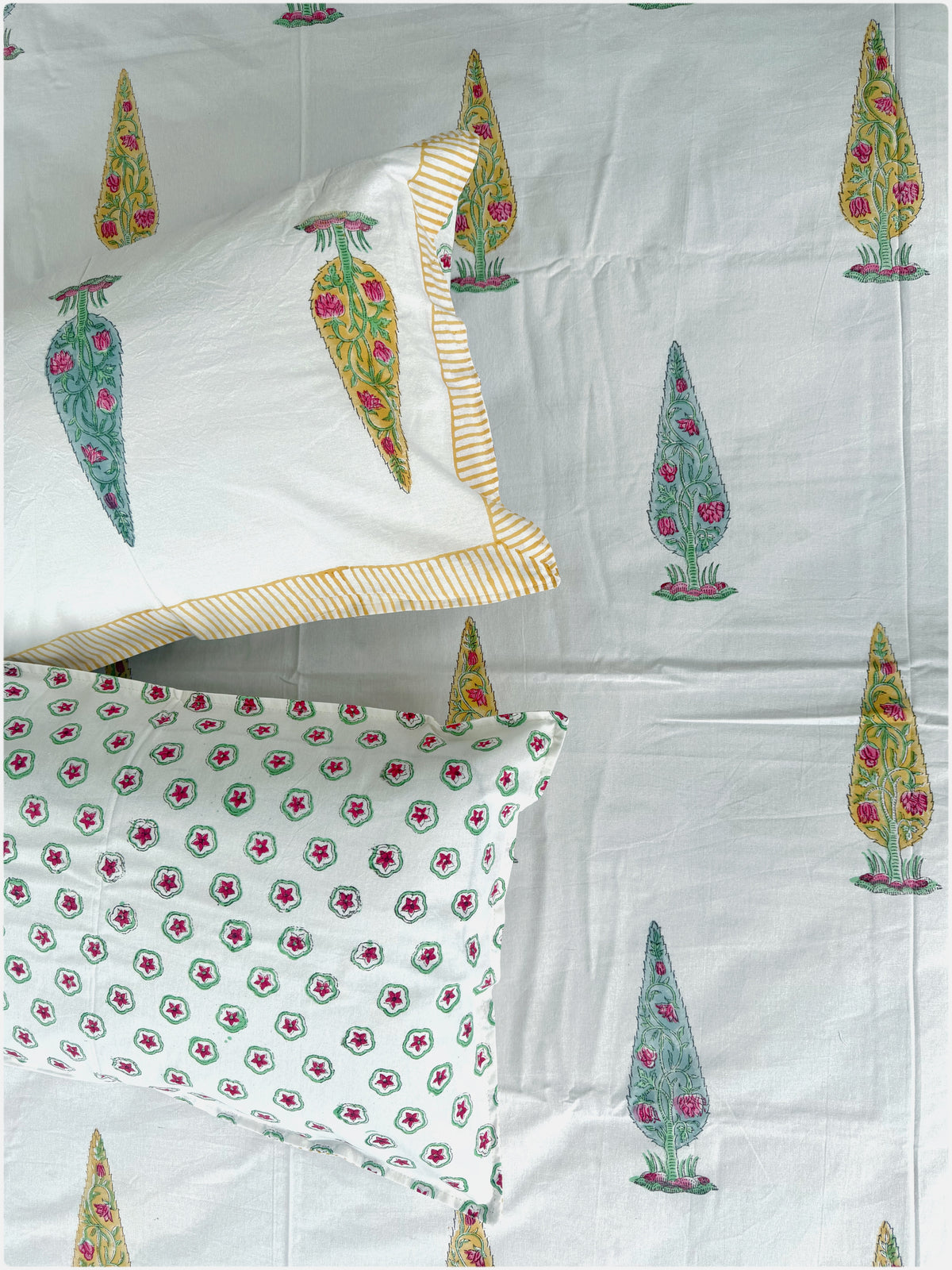 White & Yellow OG Handblock Bedsheet