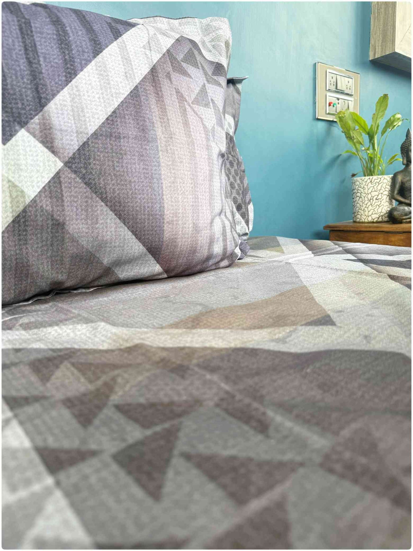 Decaso Triangle - Green