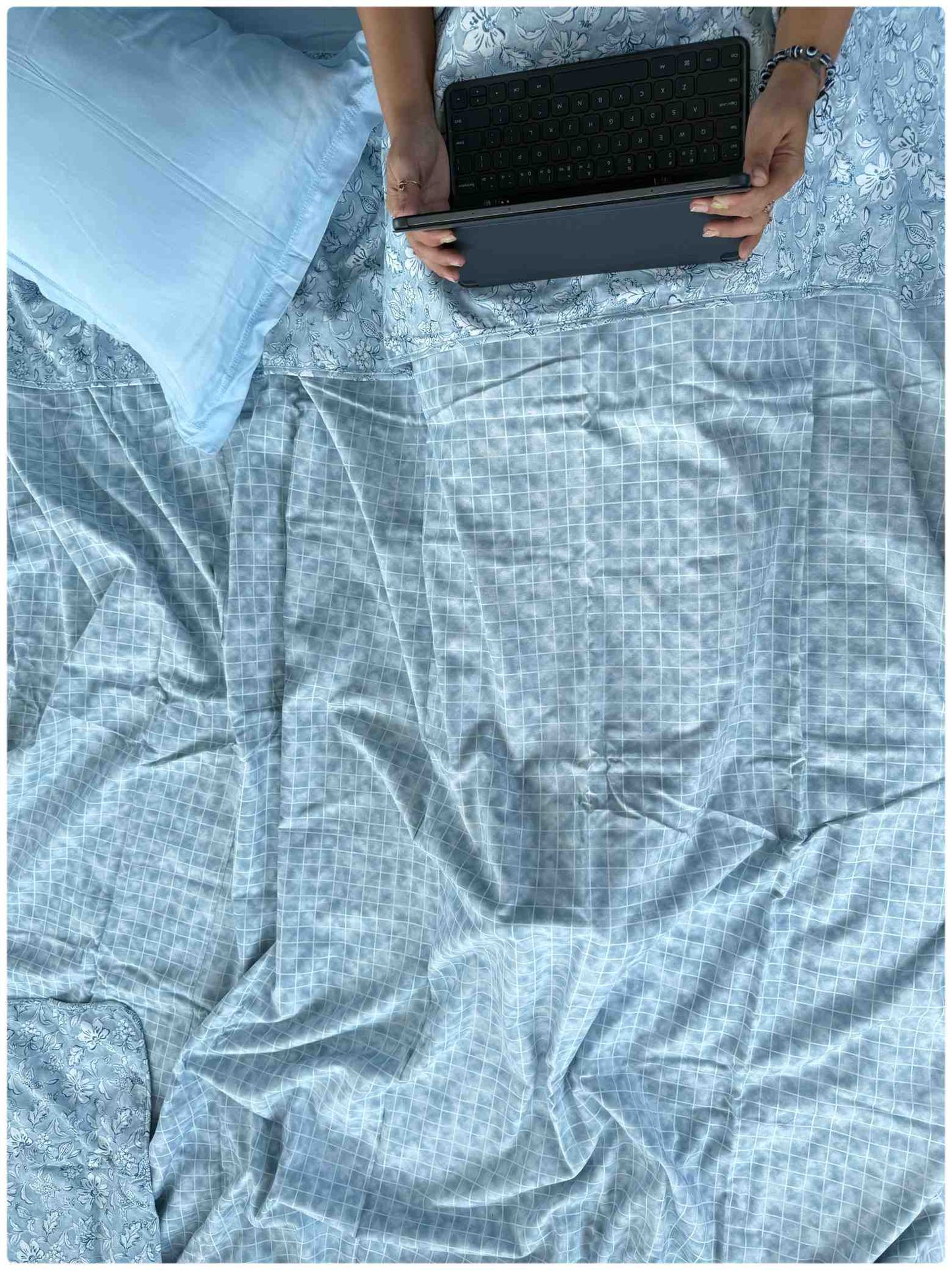 Decaso Dohars - Powder Blue