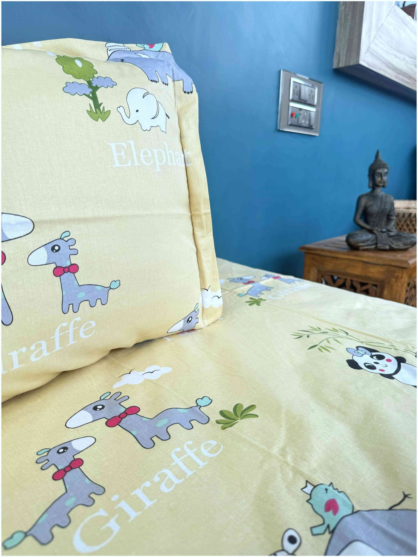 Zoo Yellow Fun – Kids Happy Sleep Bed Sheet Set 180 TC