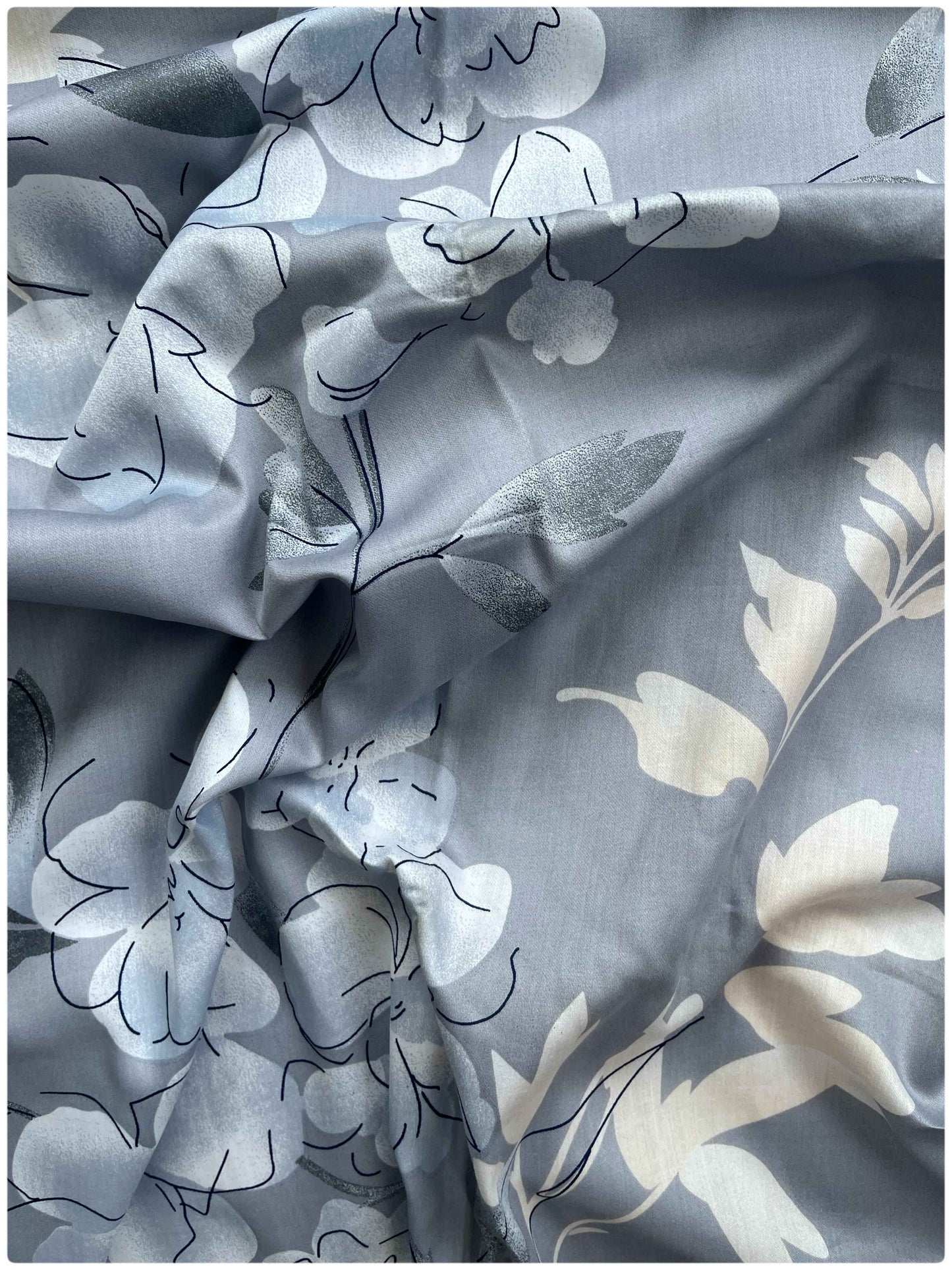Decaso Florals - Grey