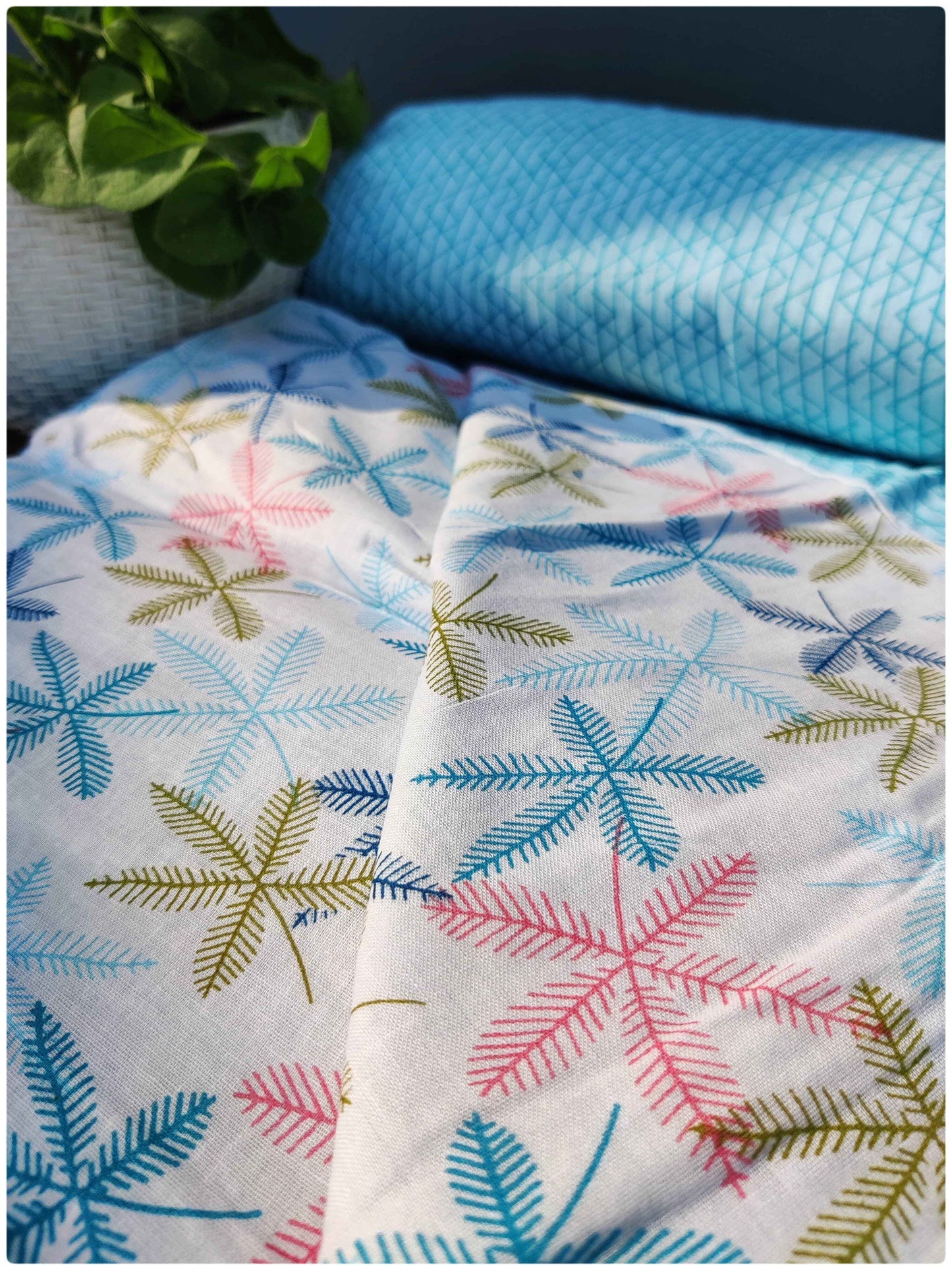 Decaso Dohars - Aqua