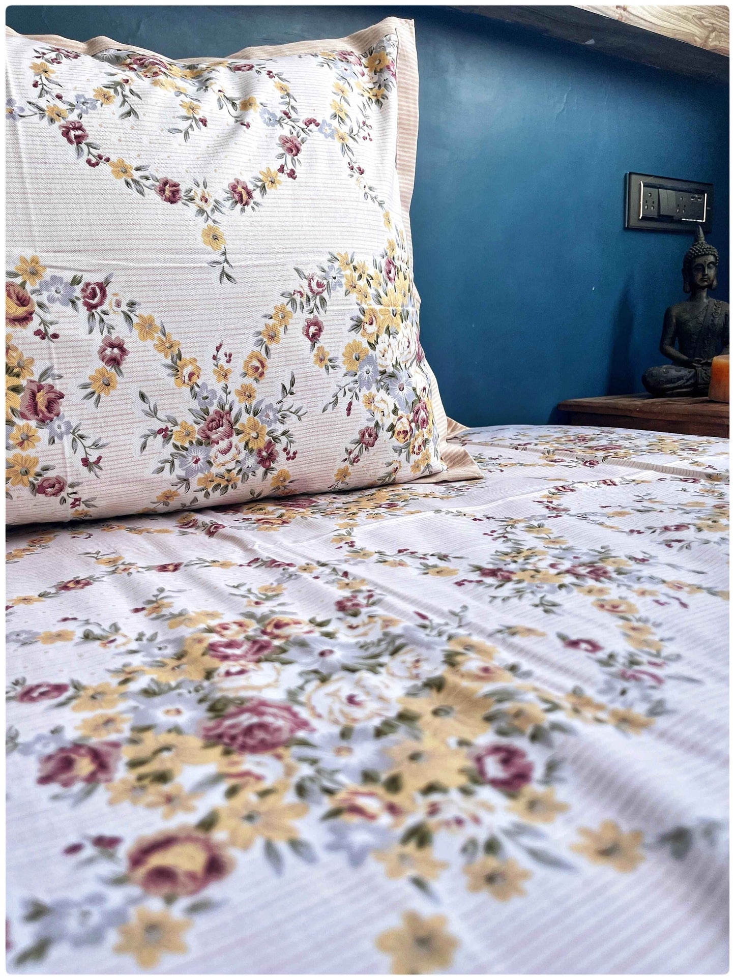 Decaso Florals - Beige