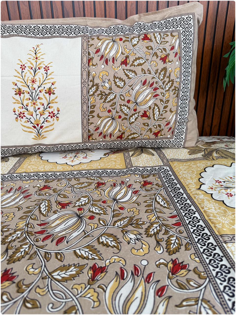 Ethnic Motif Premium Single Bedsheet - Beige & Gold