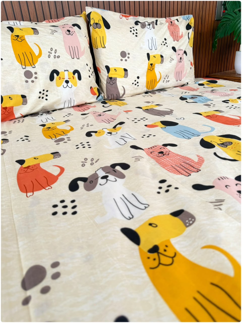 Cream Dog Printed - Kids Bedsheet