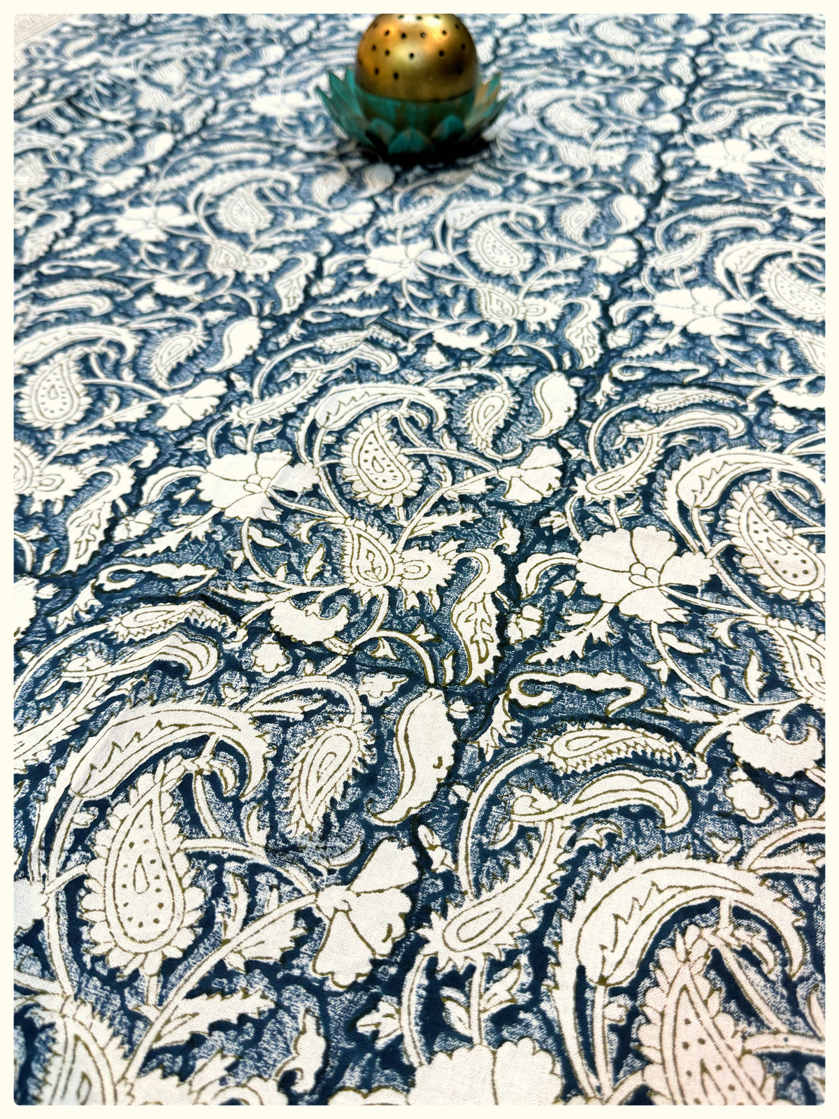 Handblock White & Navy Table Cover – 4 Seater (40 x 60 inches)