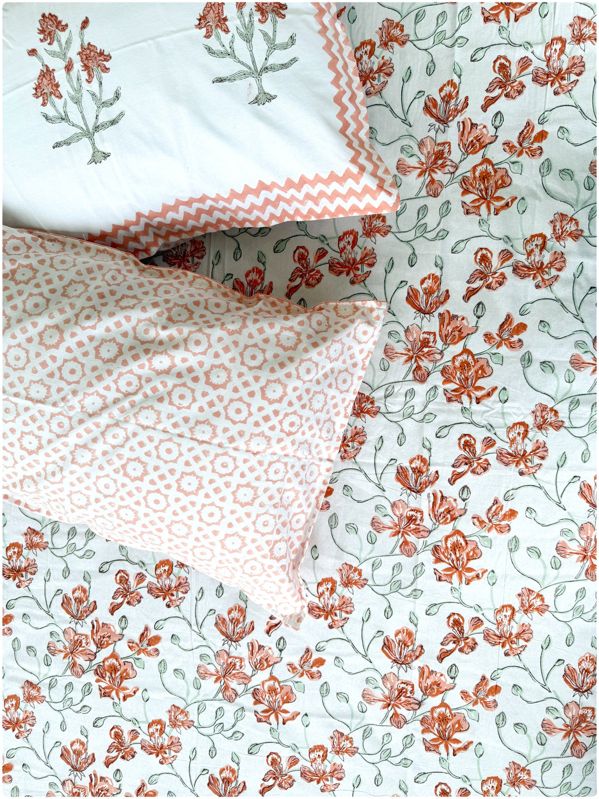 White & Peach OG Handblock Super King Bedsheet