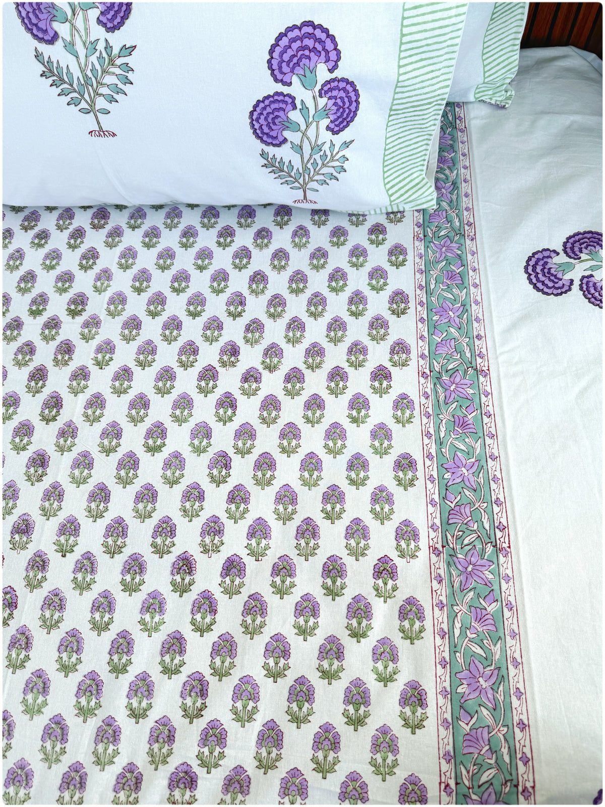 White & Purple OG Handblock Super King Bedsheet