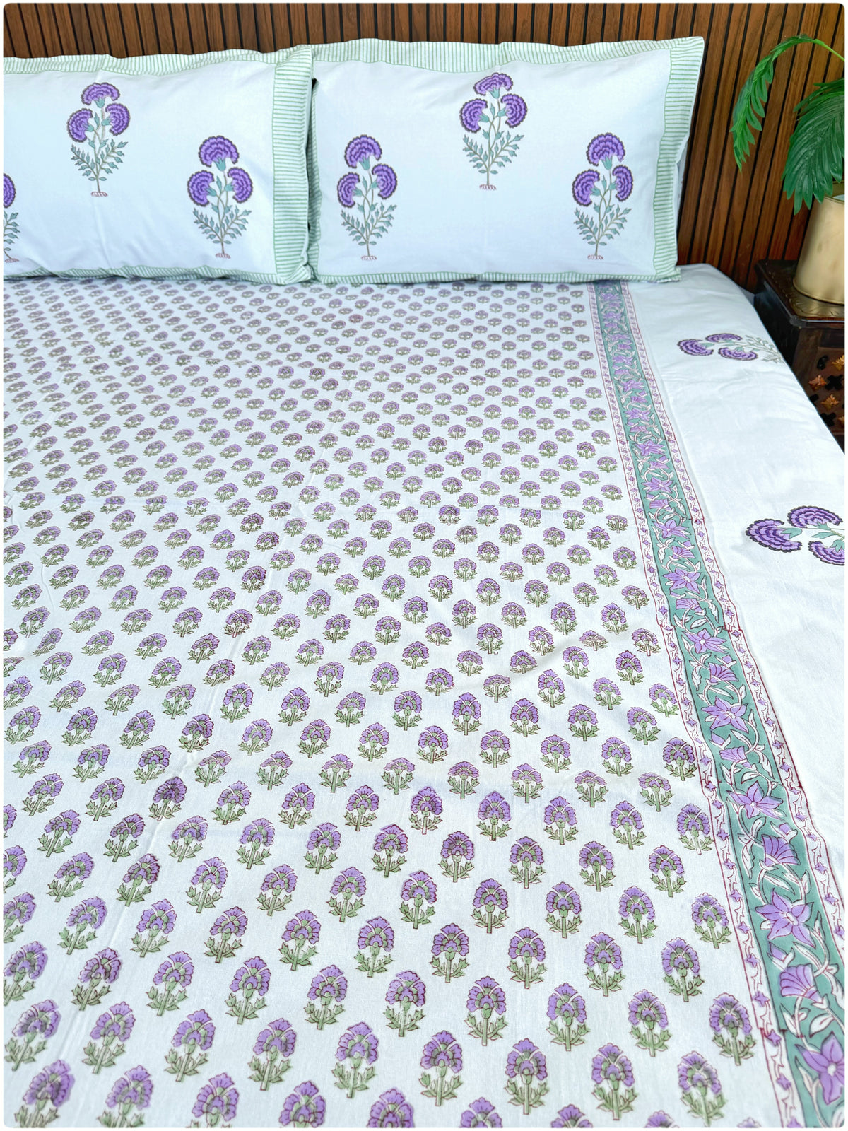 White & Purple OG Handblock Super King Bedsheet