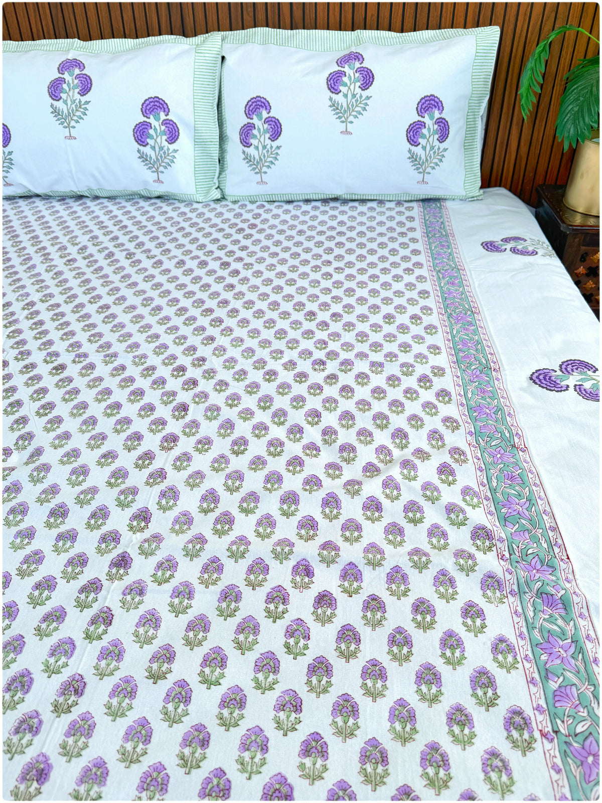 White & Purple OG Handblock Super King Bedsheet