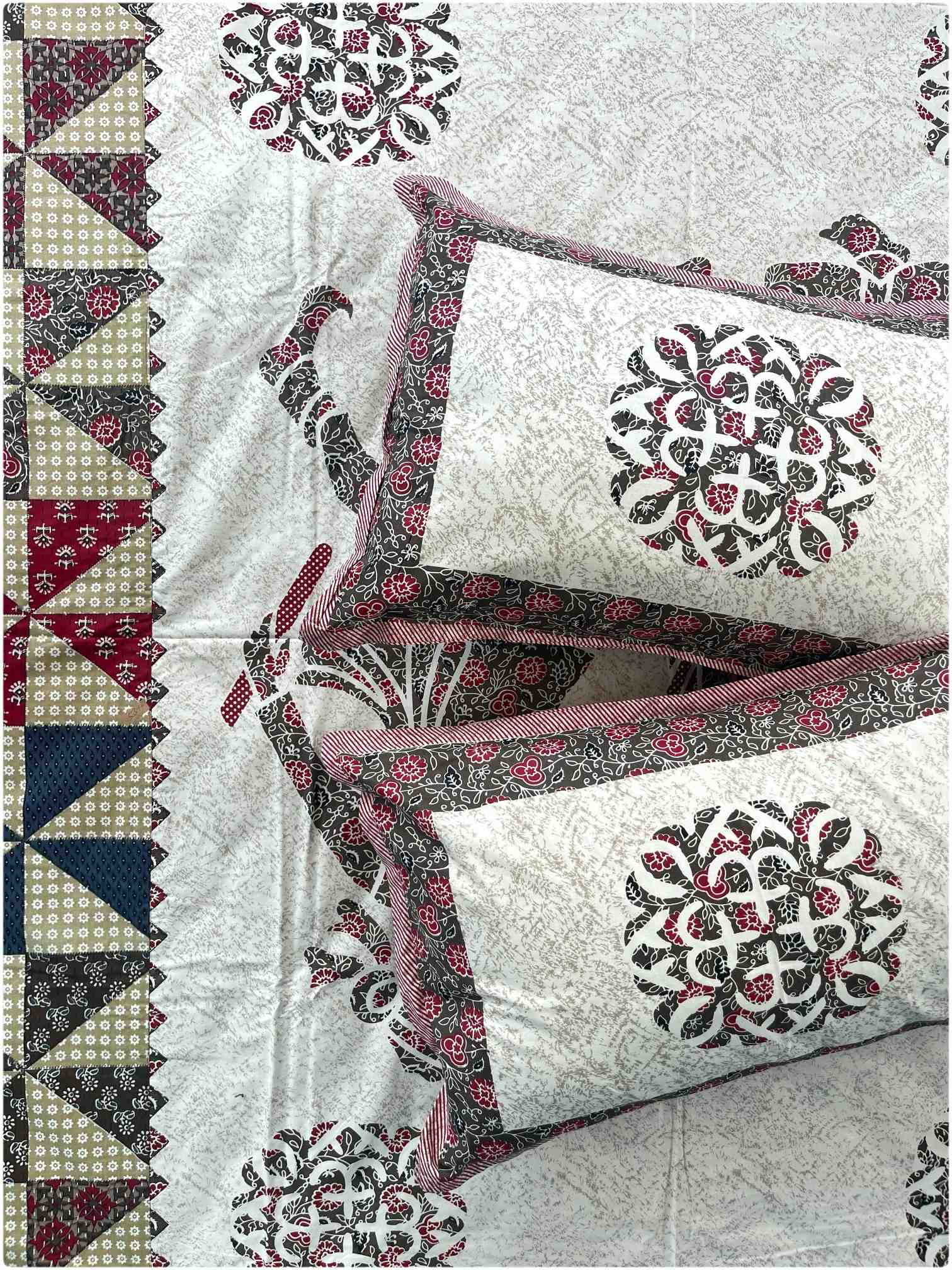 Decaso Ethnic - Deep Brown & Maroon