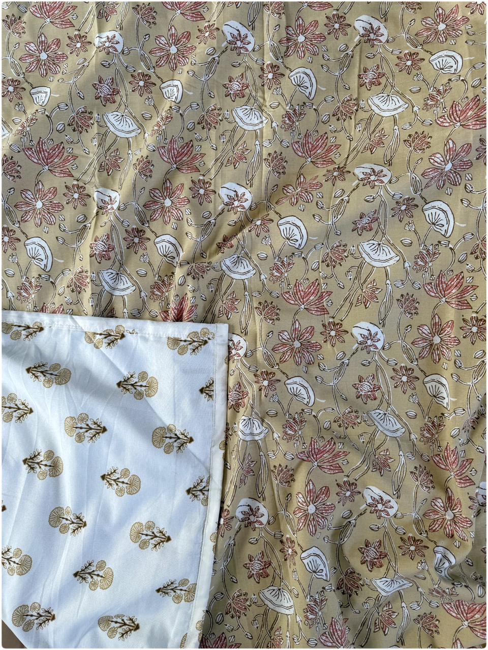 Decaso Dohars - Hazelnut & White