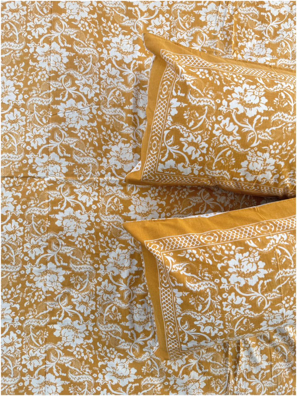 Golden Bloom Floral – 120 TC Luxe Bed Sheet