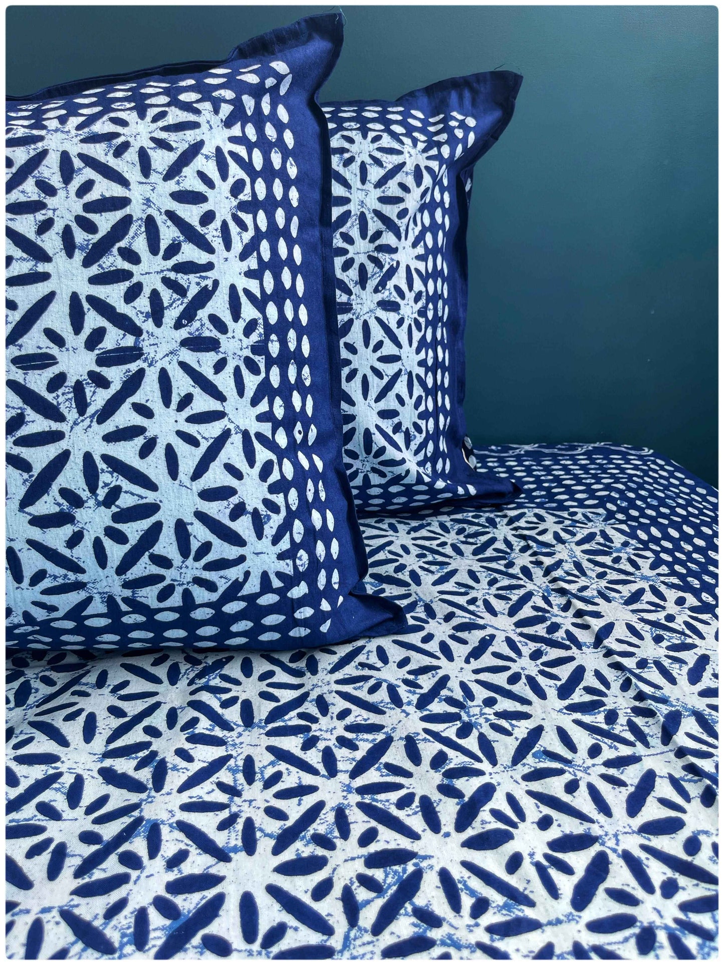 Decaso Indigo Print 2 - Indigo Blue