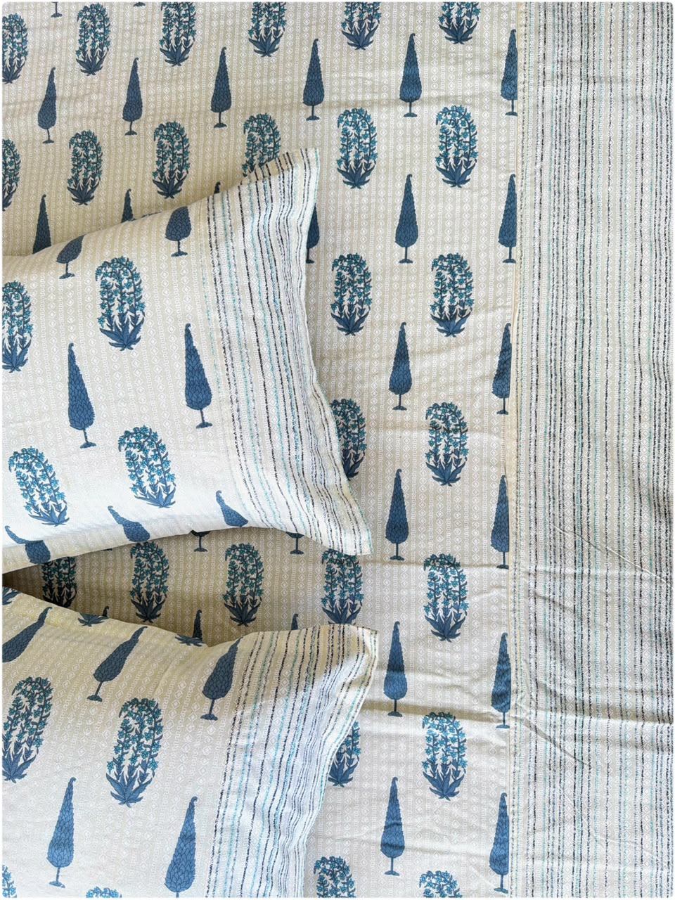 Ethnic Premium Super King Bedsheet - Cream & Blue