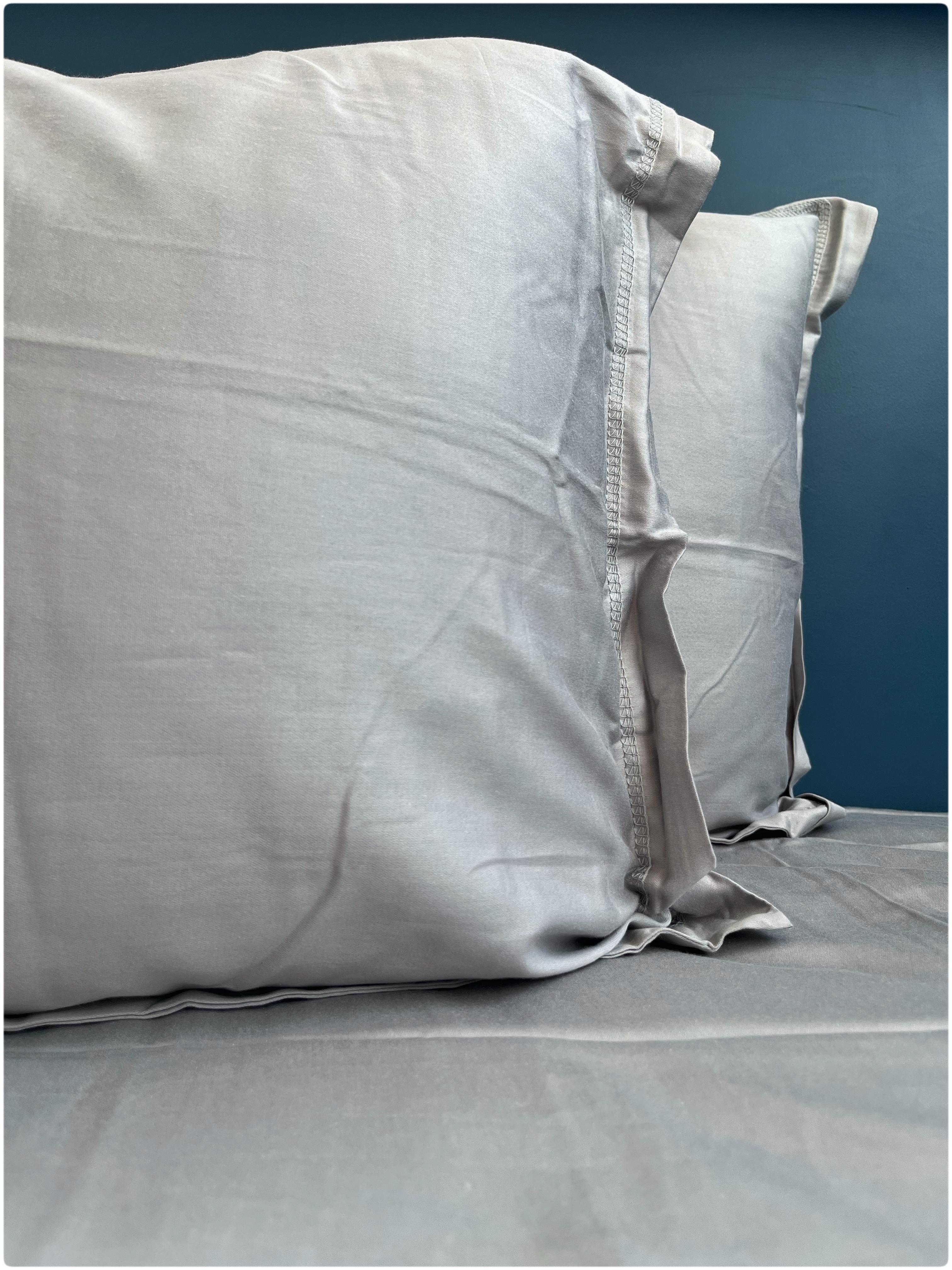 Decaso Solids Bedsheets - Pearl Grey