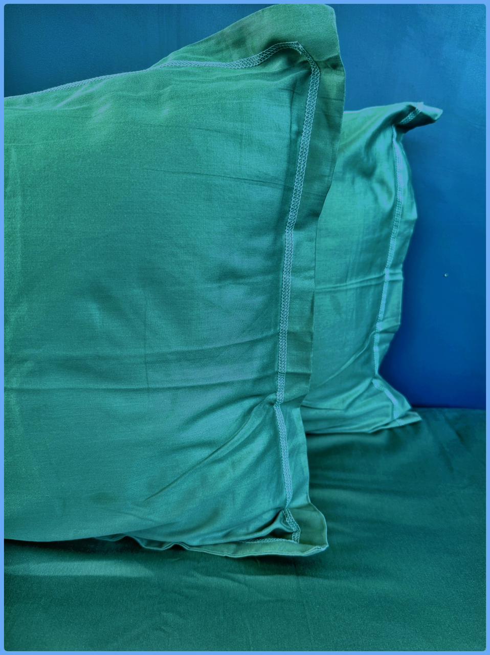 Decaso Solids Bedsheets - Moss Green