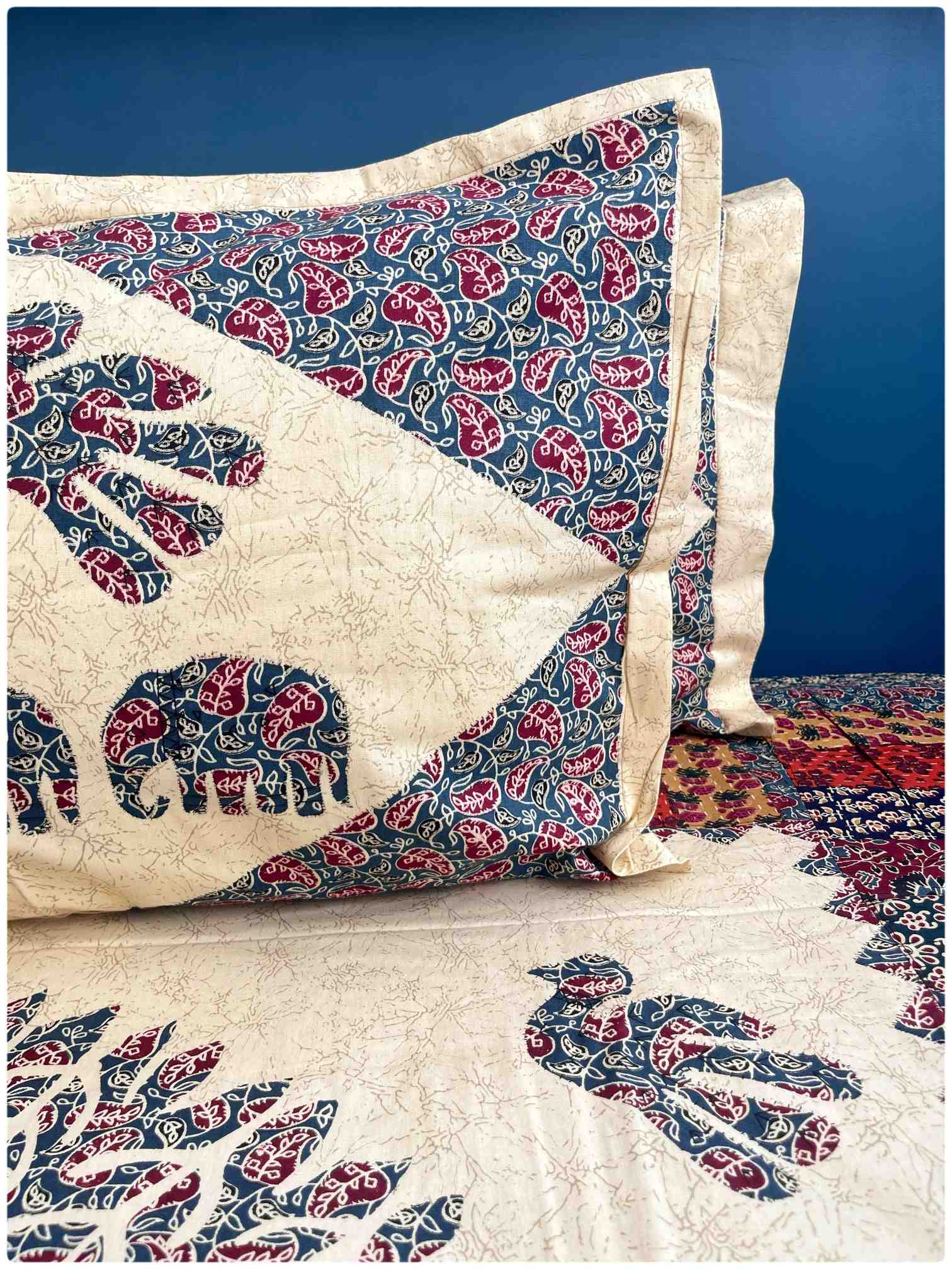 Decaso Ethnic - Marine & Maroon