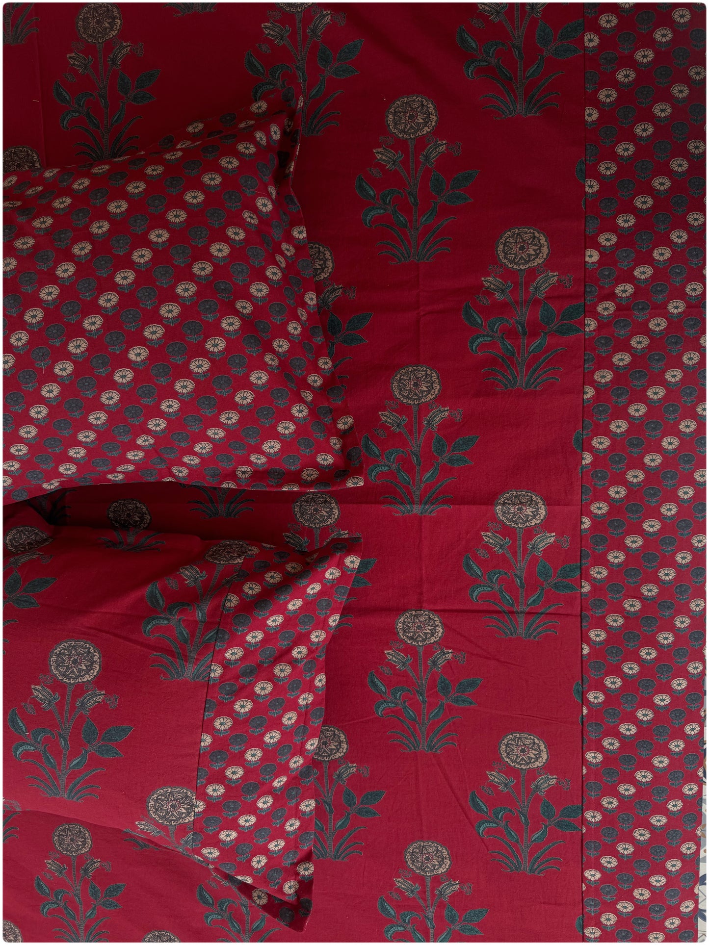 Ethnic Premium Super King Bedsheet - Maroon