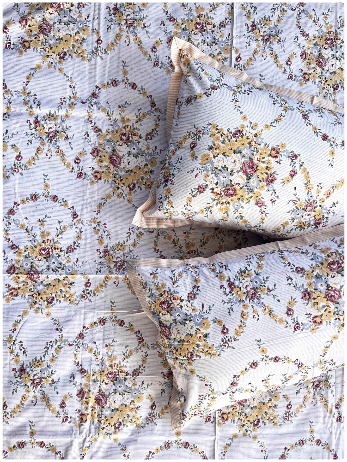 Decaso Florals - Beige