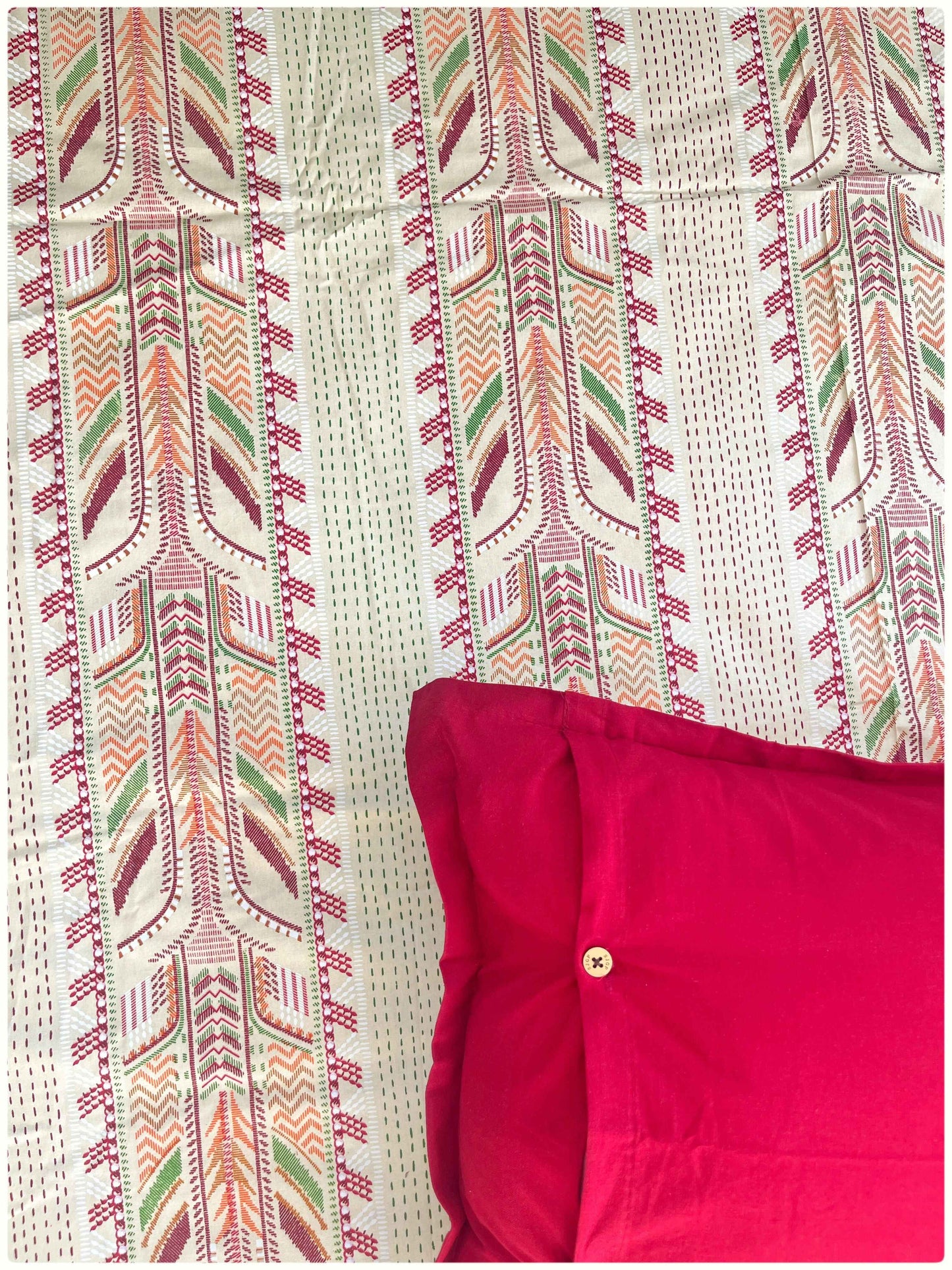 Decaso Embroidery Print - Red