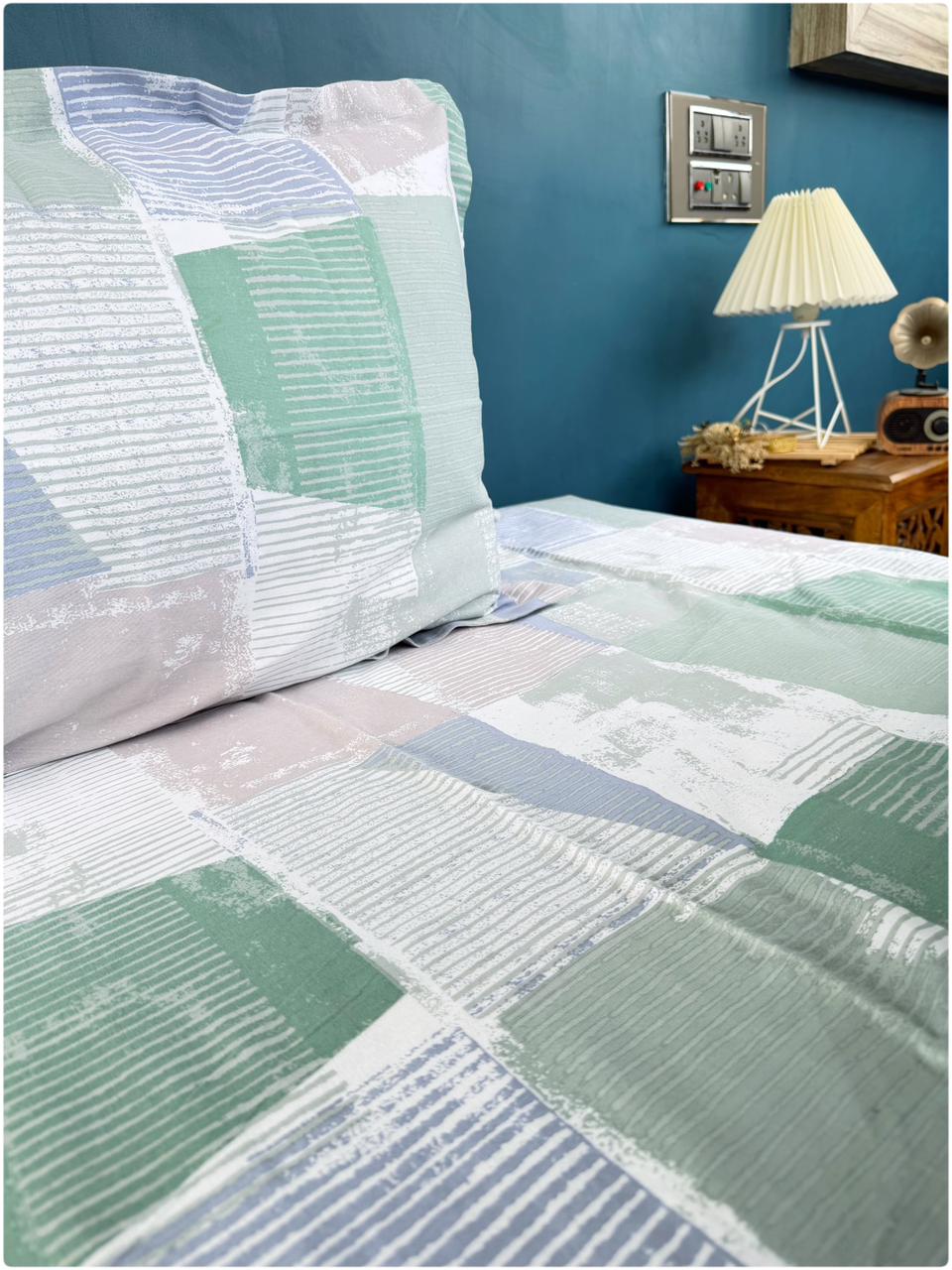 Artistic Brush Sea Green – Premium Bed Sheet Set 300 TC