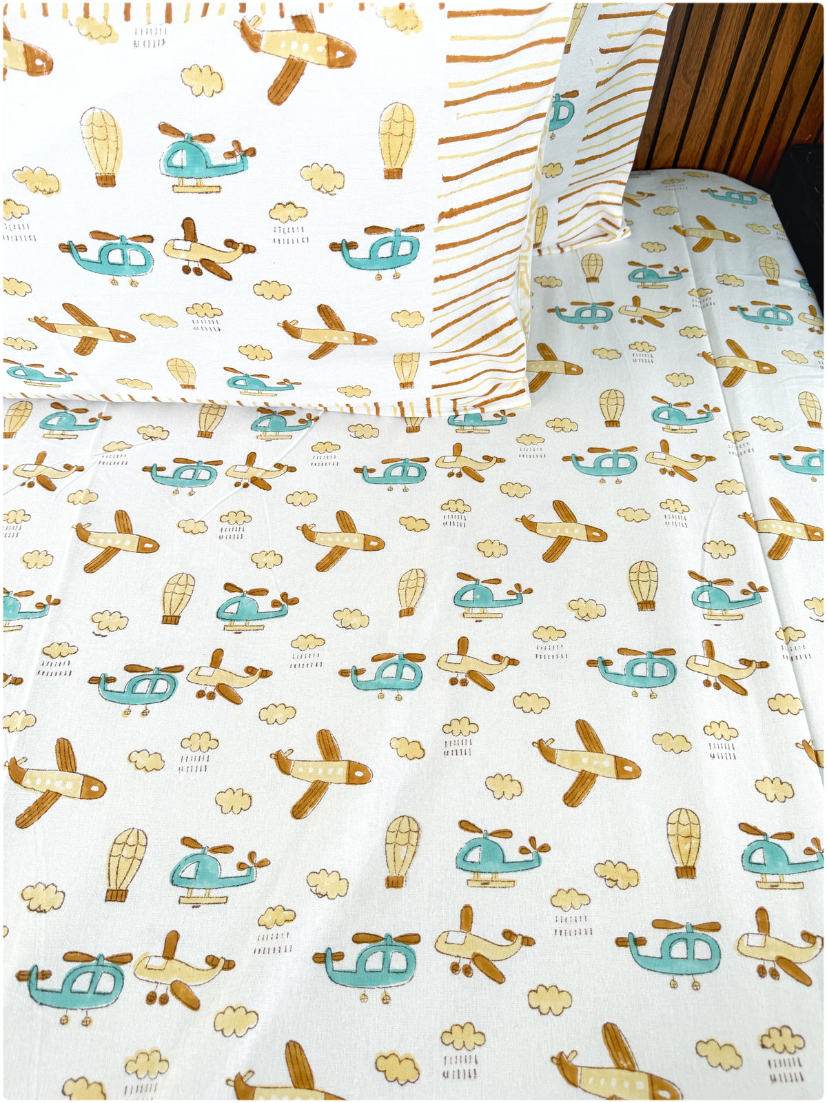 Aeroplanes OG Handblock Kiddoze Bedsheet