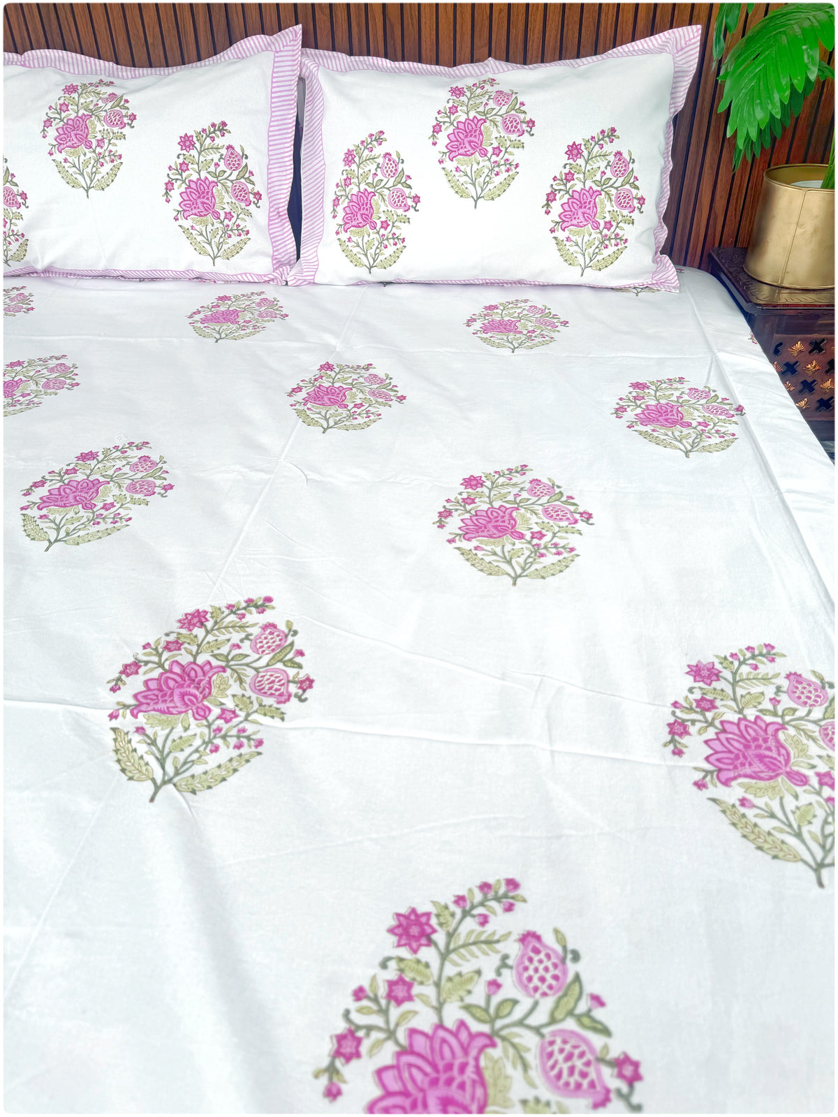 White & Pink OG Handblock Bedsheet