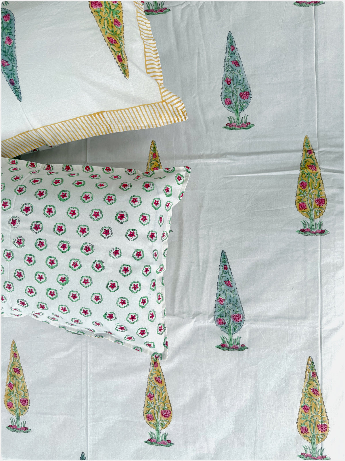 White & Yellow OG Handblock Bedsheet