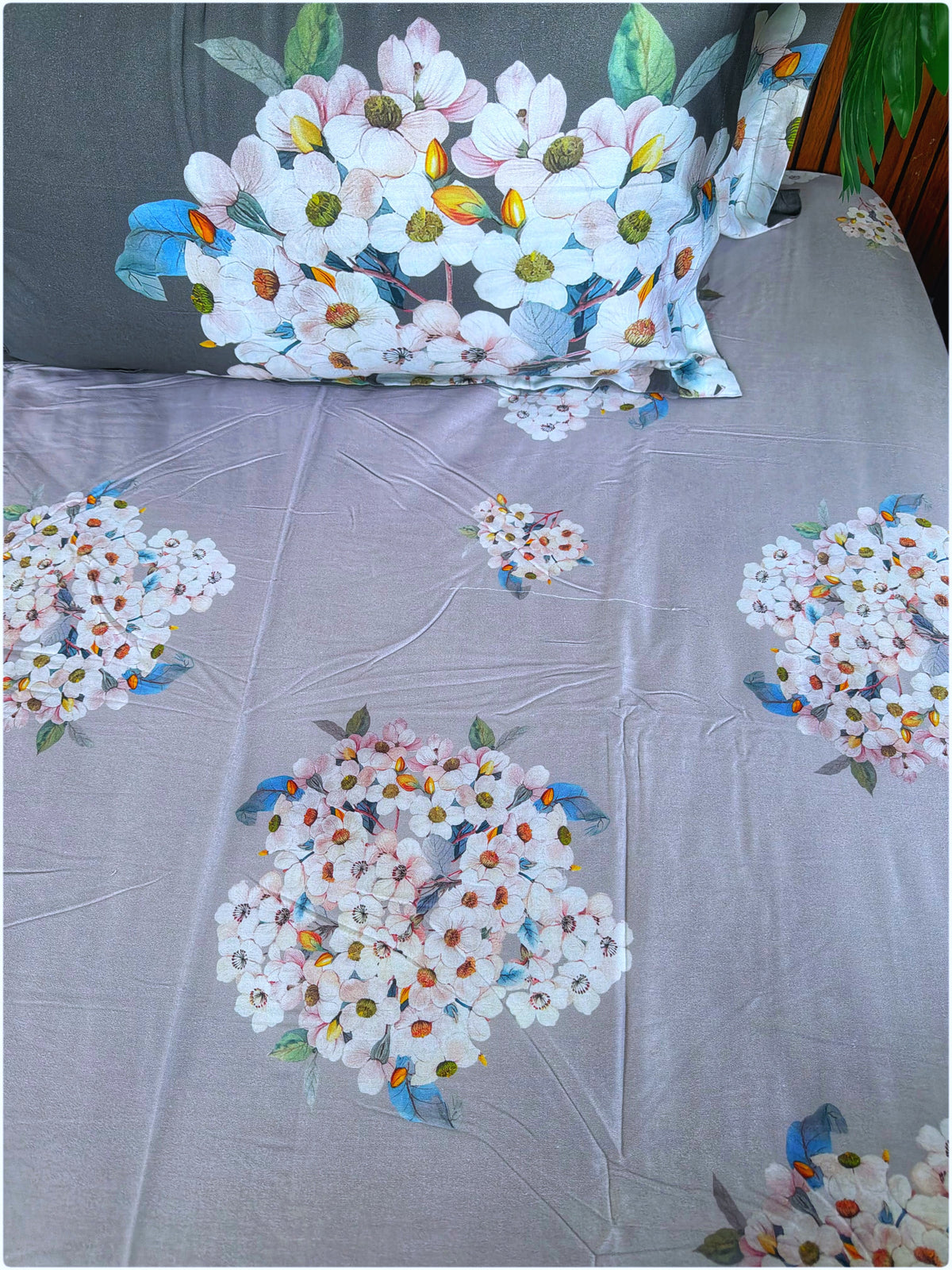 Lavender & Grey Floral Super King Bedsheet