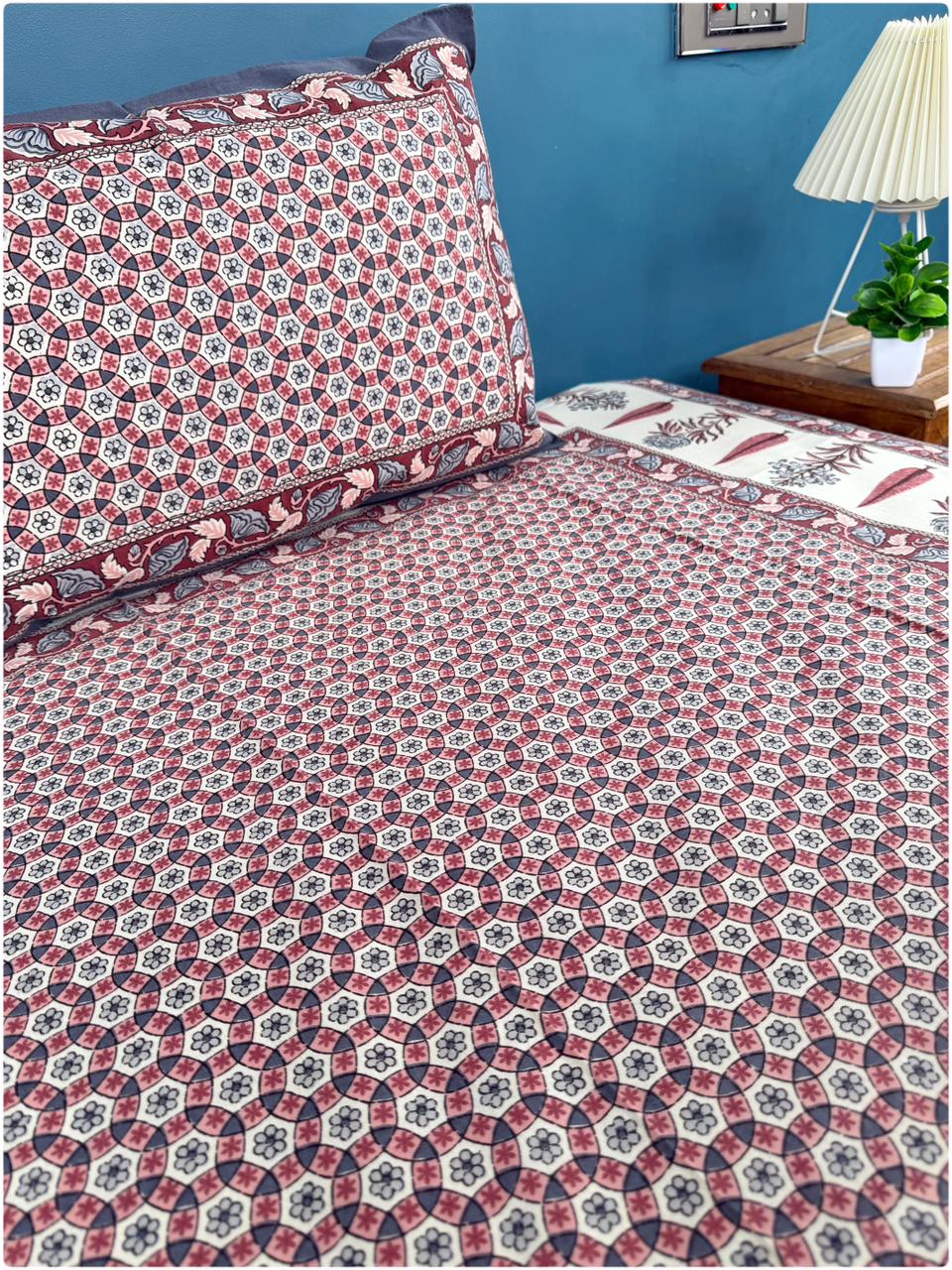Heritage Printed Single Cotton Bedsheet - Maroon