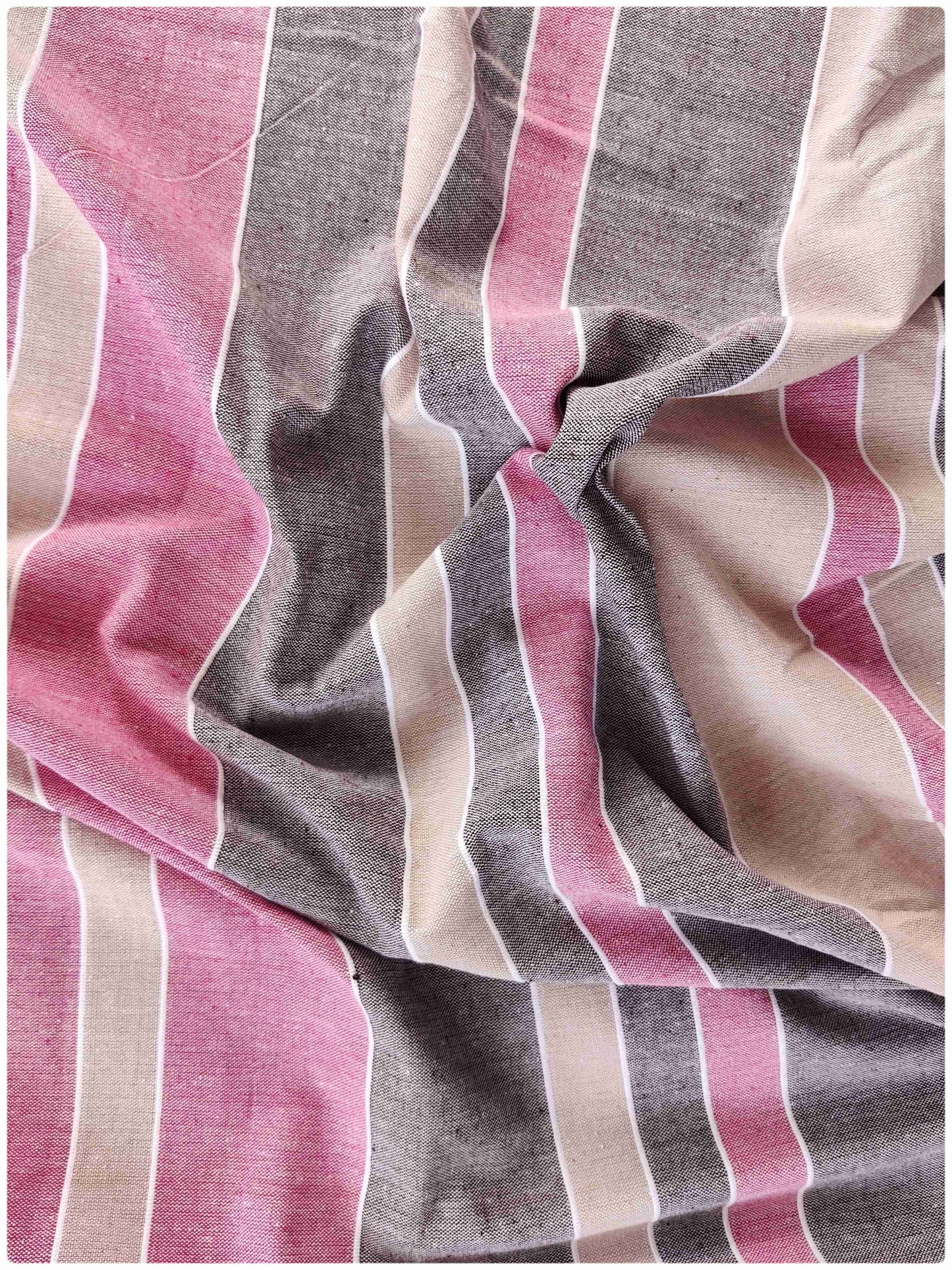 Decaso Handloom - Rocky Road