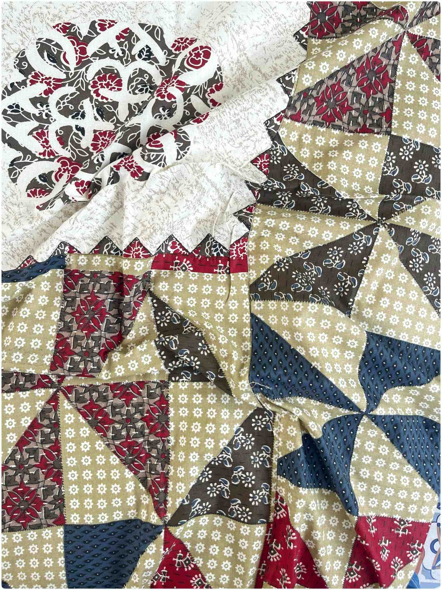 Decaso Ethnic - Deep Brown & Maroon