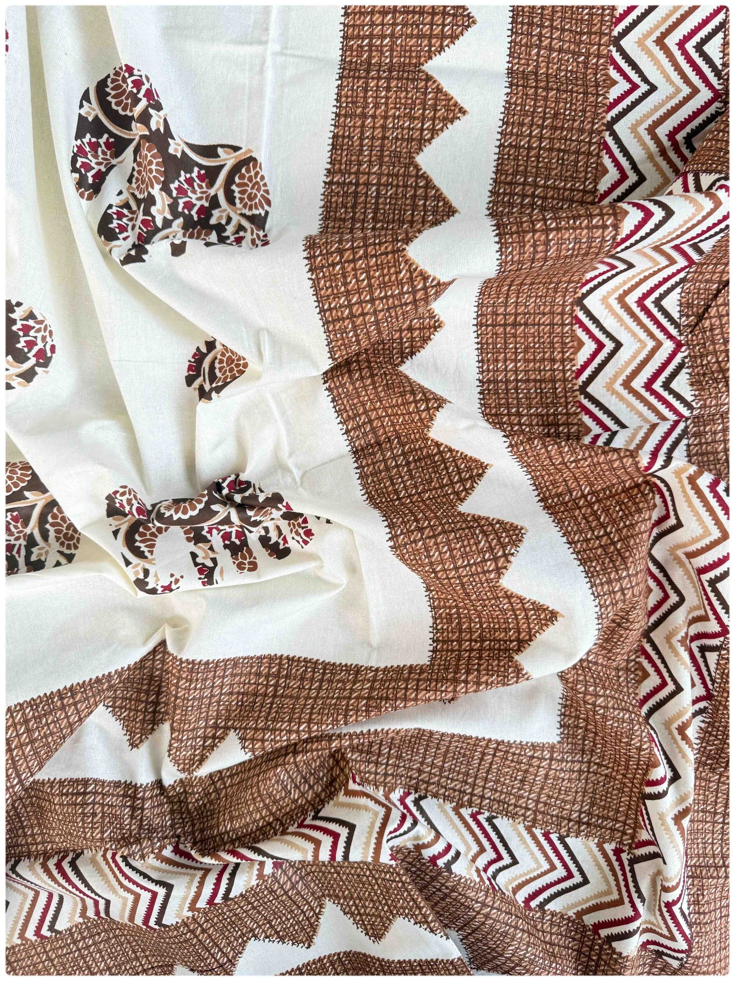 Decaso Ethnic - Brown