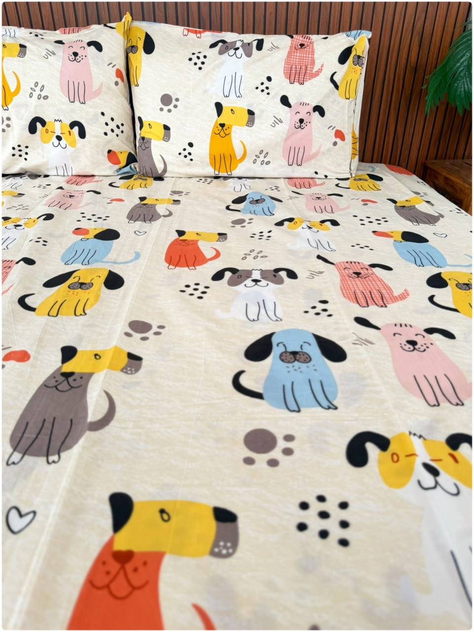 Cream Dog Printed - Kids Bedsheet